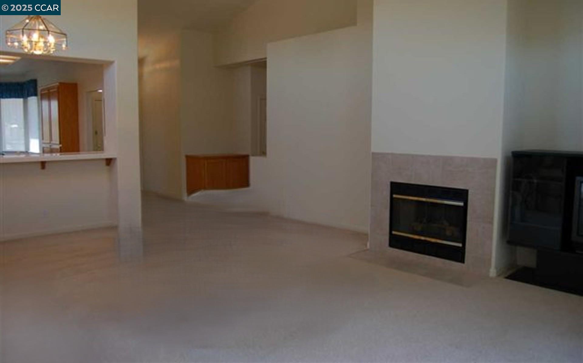 Detail Gallery Image 5 of 13 For 720 Topaz Ct, Antioch,  CA 94509 - 3 Beds | 2 Baths