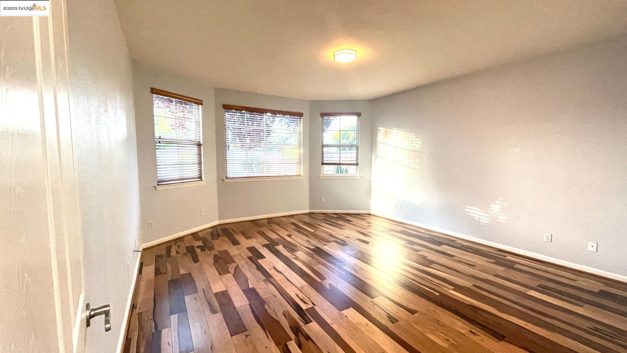 Detail Gallery Image 6 of 14 For 3069 Nicoletta Lane, Stockton,  CA 95212-3145 - 3 Beds | 2/1 Baths