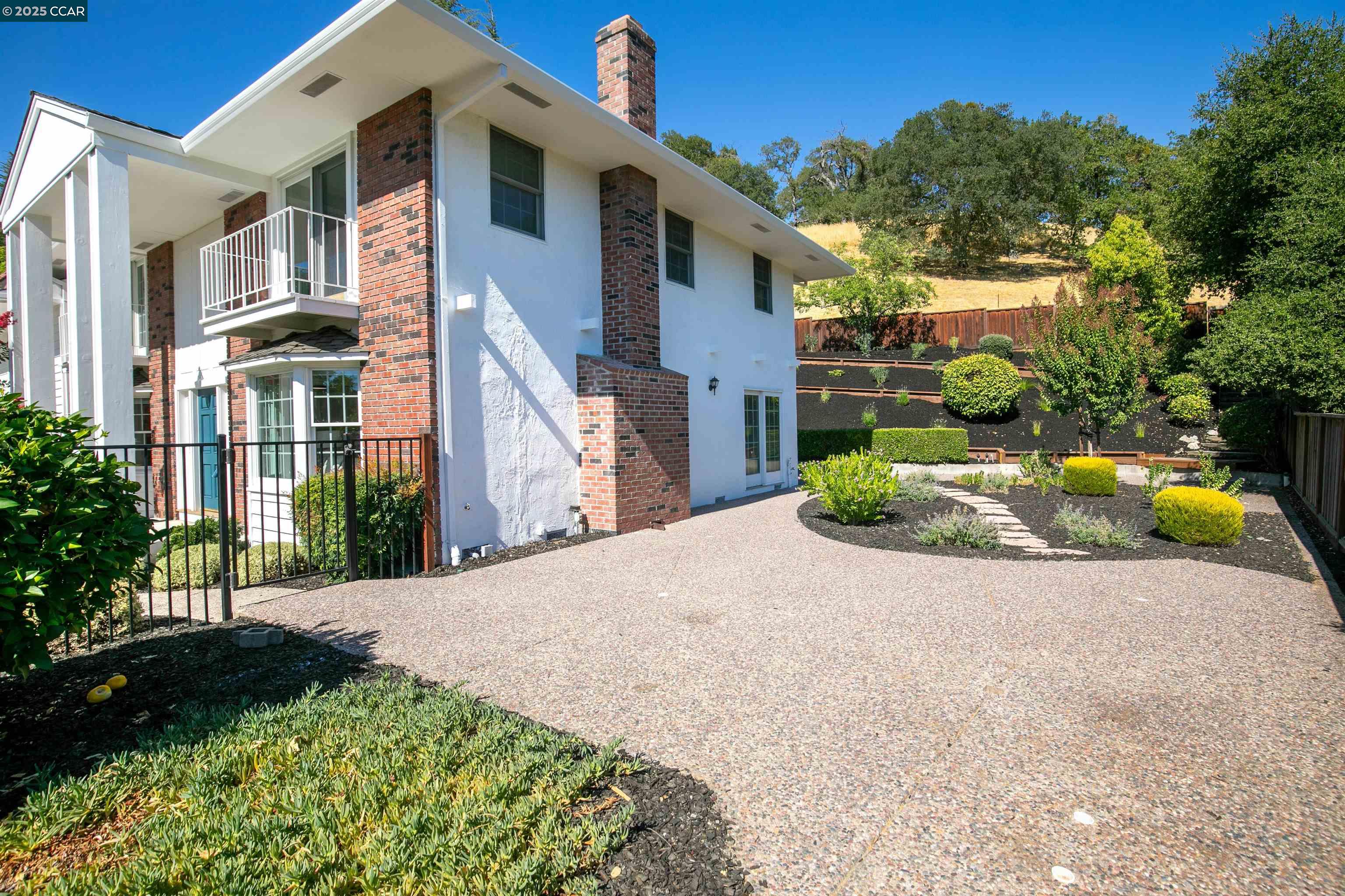 Detail Gallery Image 33 of 37 For 2646 Roundhill Dr, Alamo,  CA 94507 - 4 Beds | 2/1 Baths