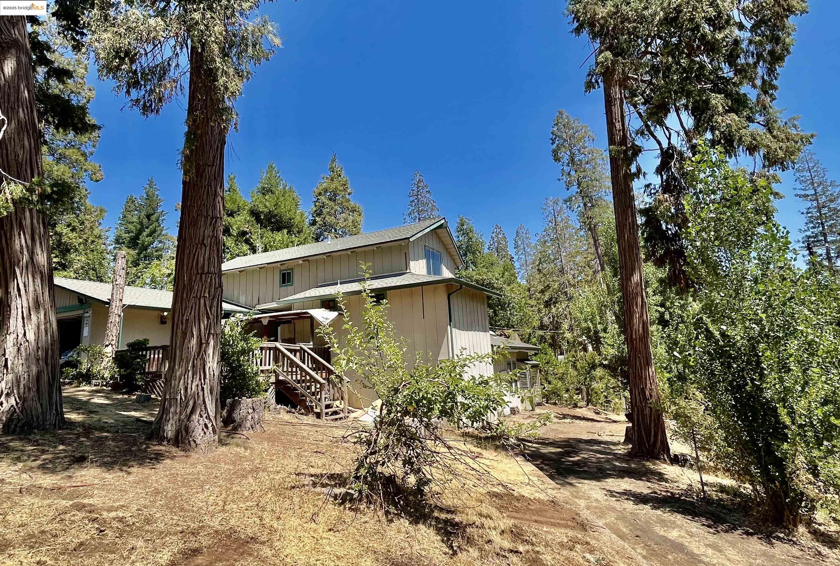 Detail Gallery Image 1 of 28 For 24691 Quartz Ave, Mi Wuk Village,  CA 95346 - 3 Beds | 2/1 Baths