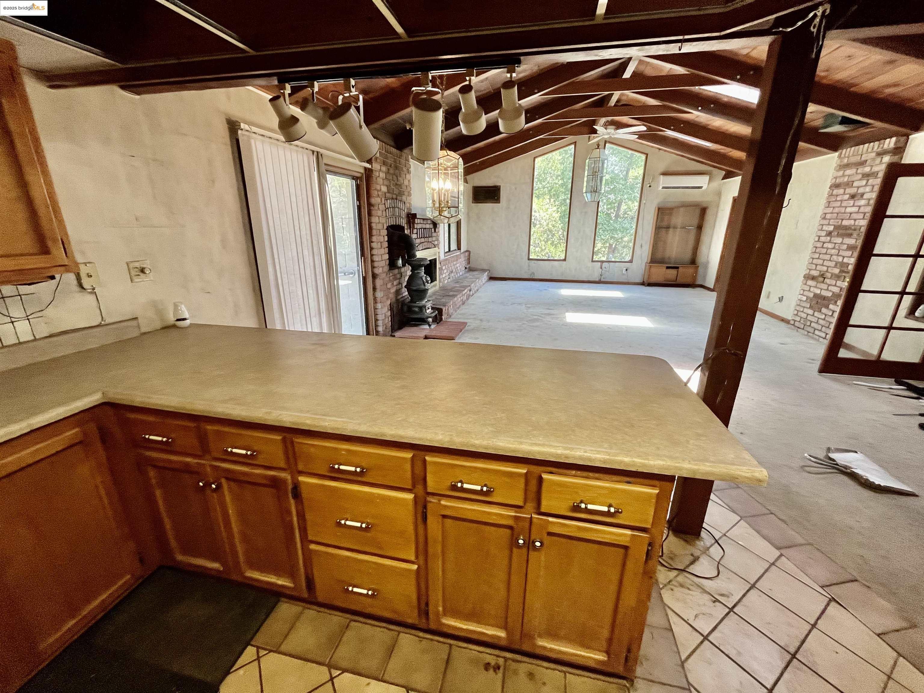 Detail Gallery Image 14 of 28 For 24691 Quartz Ave, Mi Wuk Village,  CA 95346 - 3 Beds | 2/1 Baths