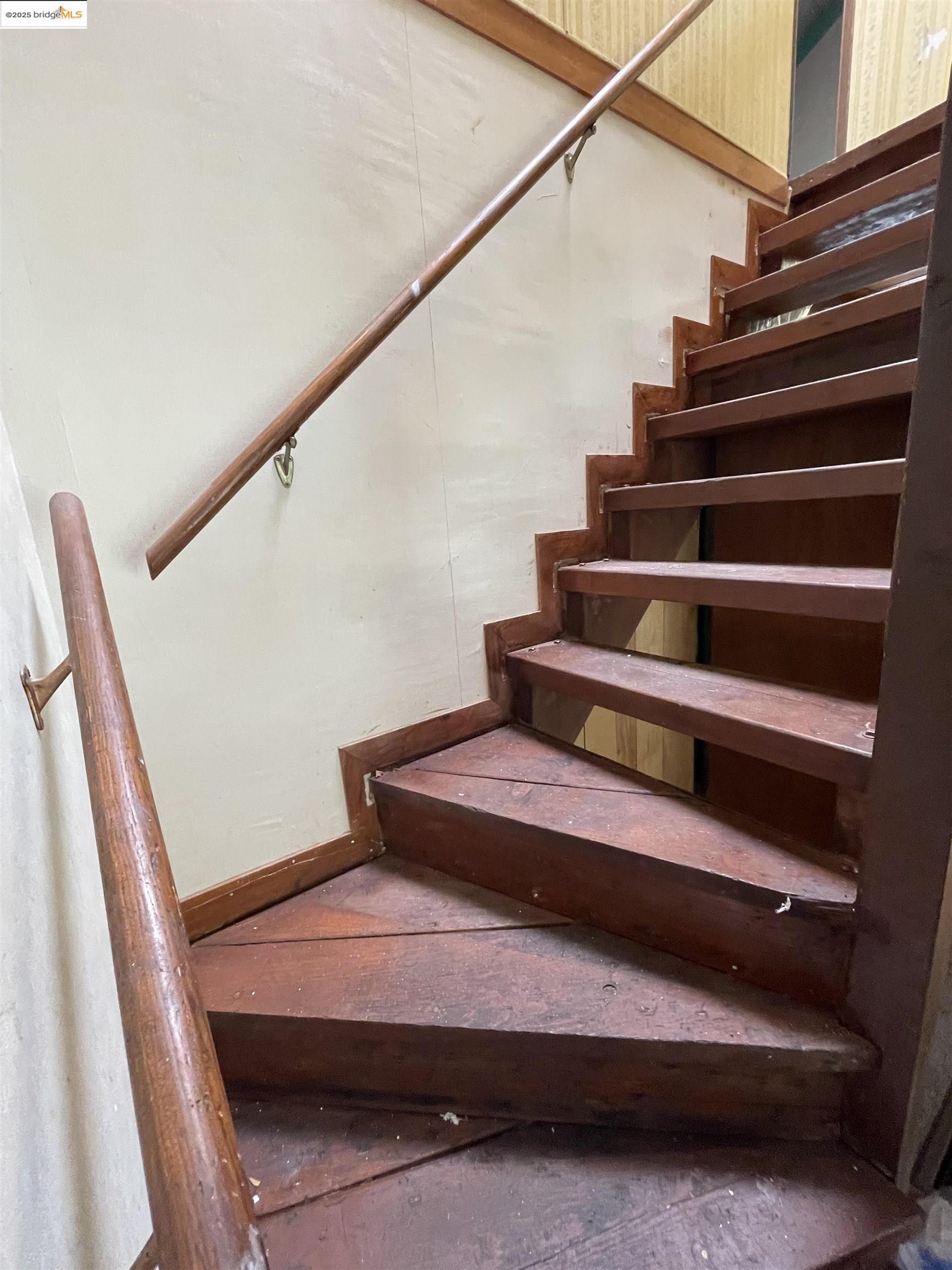 Detail Gallery Image 9 of 28 For 24691 Quartz Ave, Mi Wuk Village,  CA 95346 - 3 Beds | 2/1 Baths
