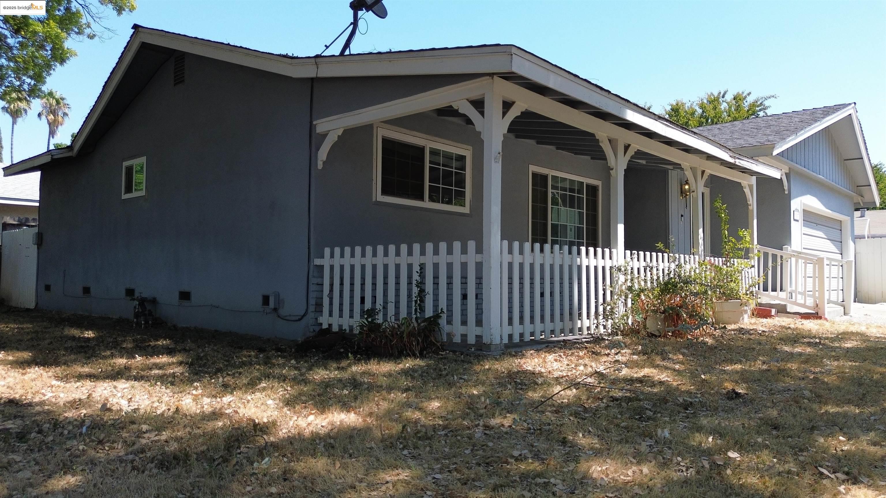 Detail Gallery Image 22 of 25 For 1817 Fairfax Ave, Modesto,  CA 95355 - 3 Beds | 2 Baths