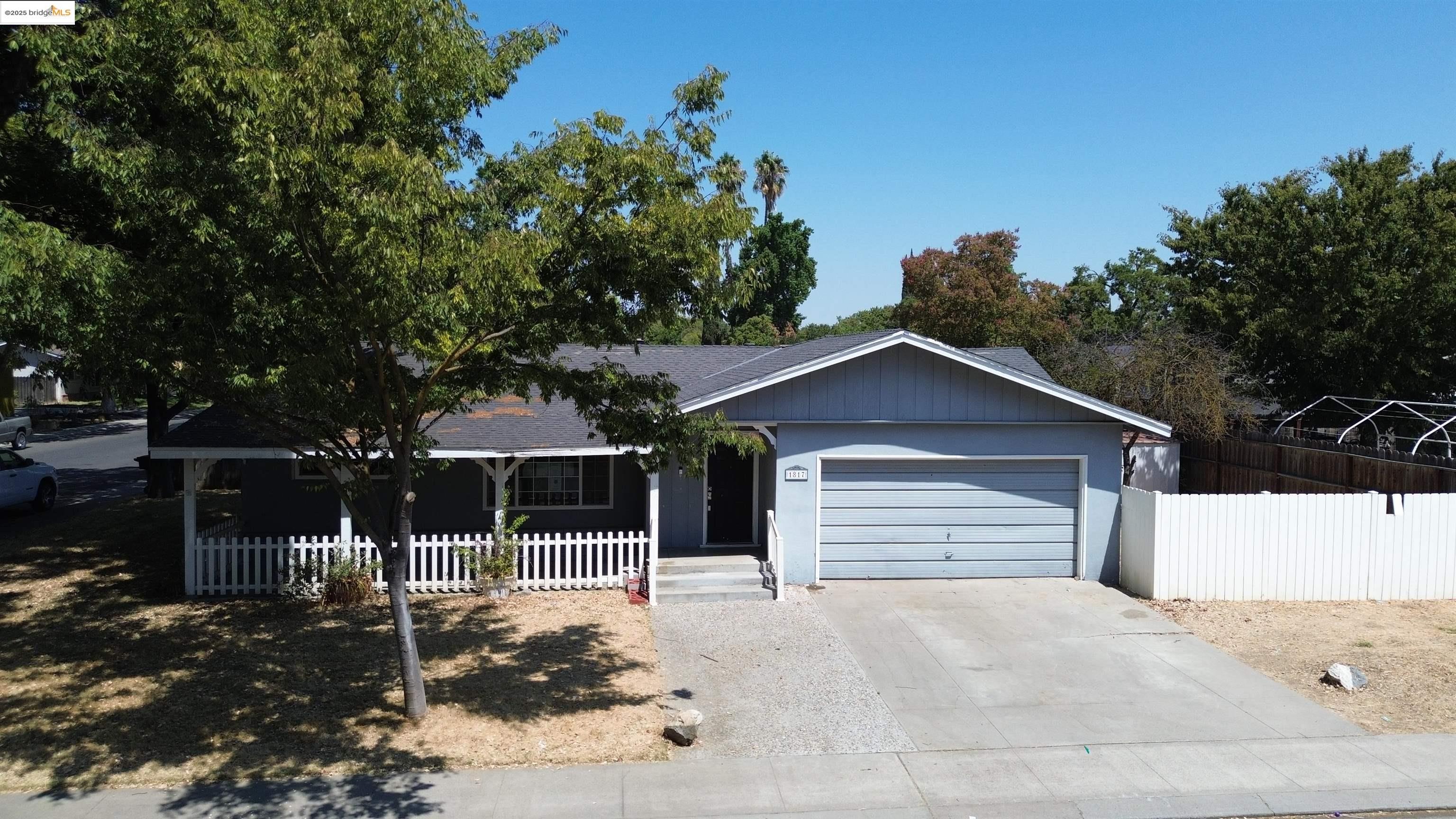 Detail Gallery Image 25 of 25 For 1817 Fairfax Ave, Modesto,  CA 95355 - 3 Beds | 2 Baths