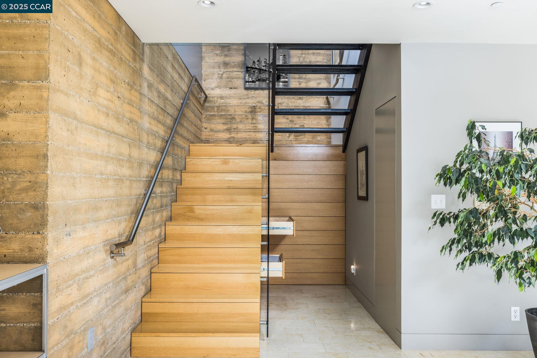 Detail Gallery Image 29 of 47 For 2 Crane Ct, Orinda,  CA 94563 - 4 Beds | 3 Baths