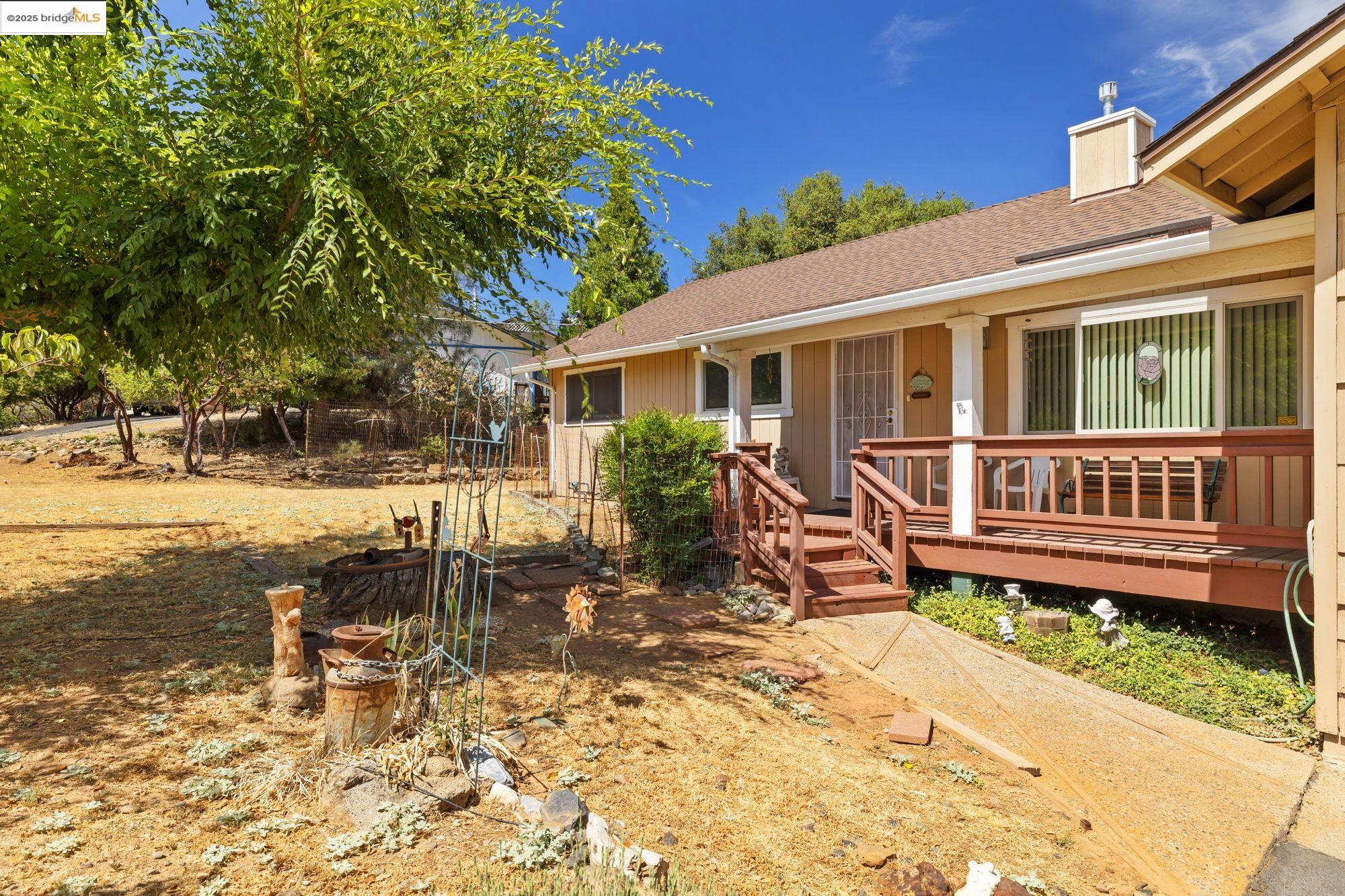 Detail Gallery Image 2 of 28 For 21273 Crestview Dr, Sonora,  CA 95370 - 3 Beds | 2 Baths