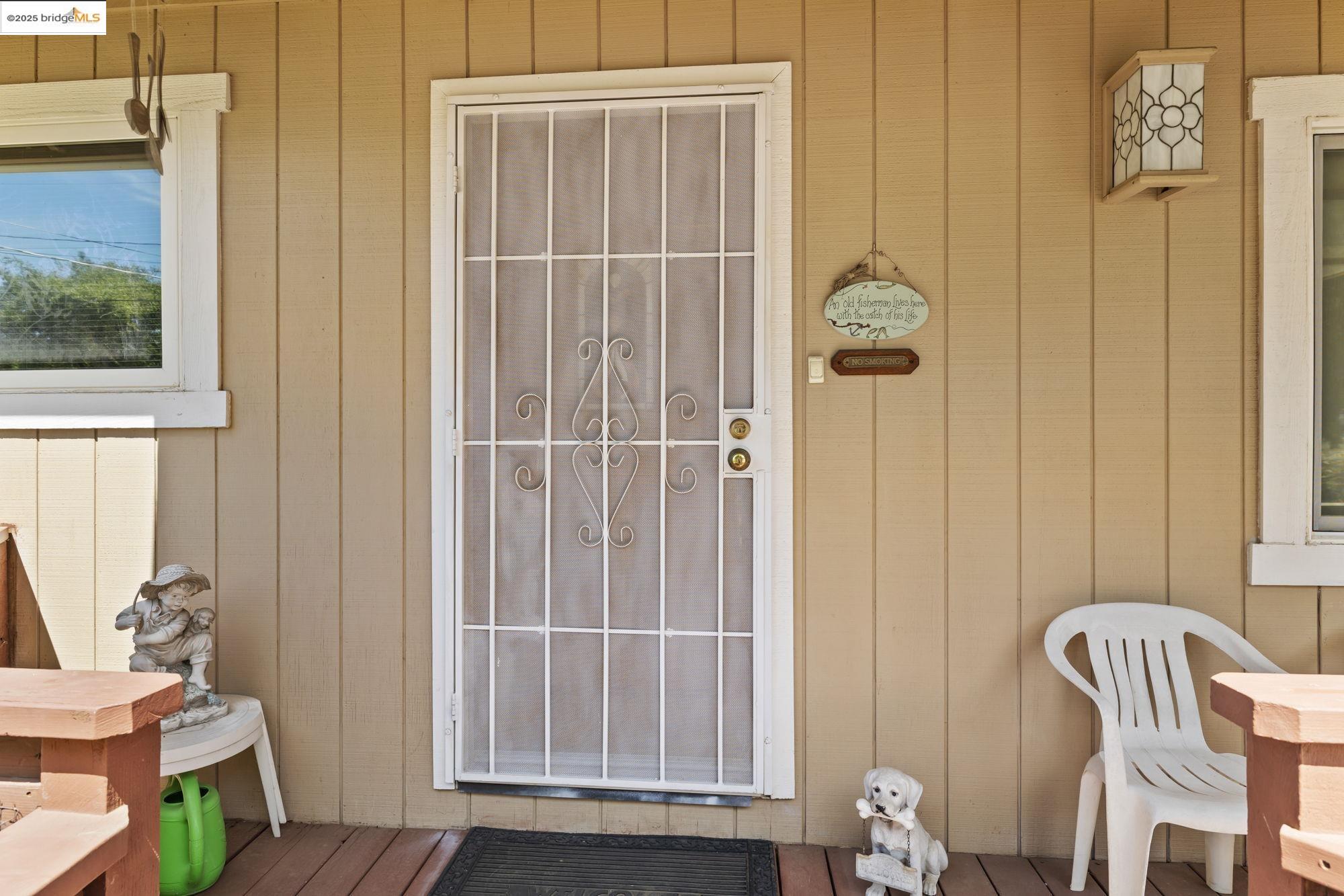 Detail Gallery Image 3 of 28 For 21273 Crestview Dr, Sonora,  CA 95370 - 3 Beds | 2 Baths