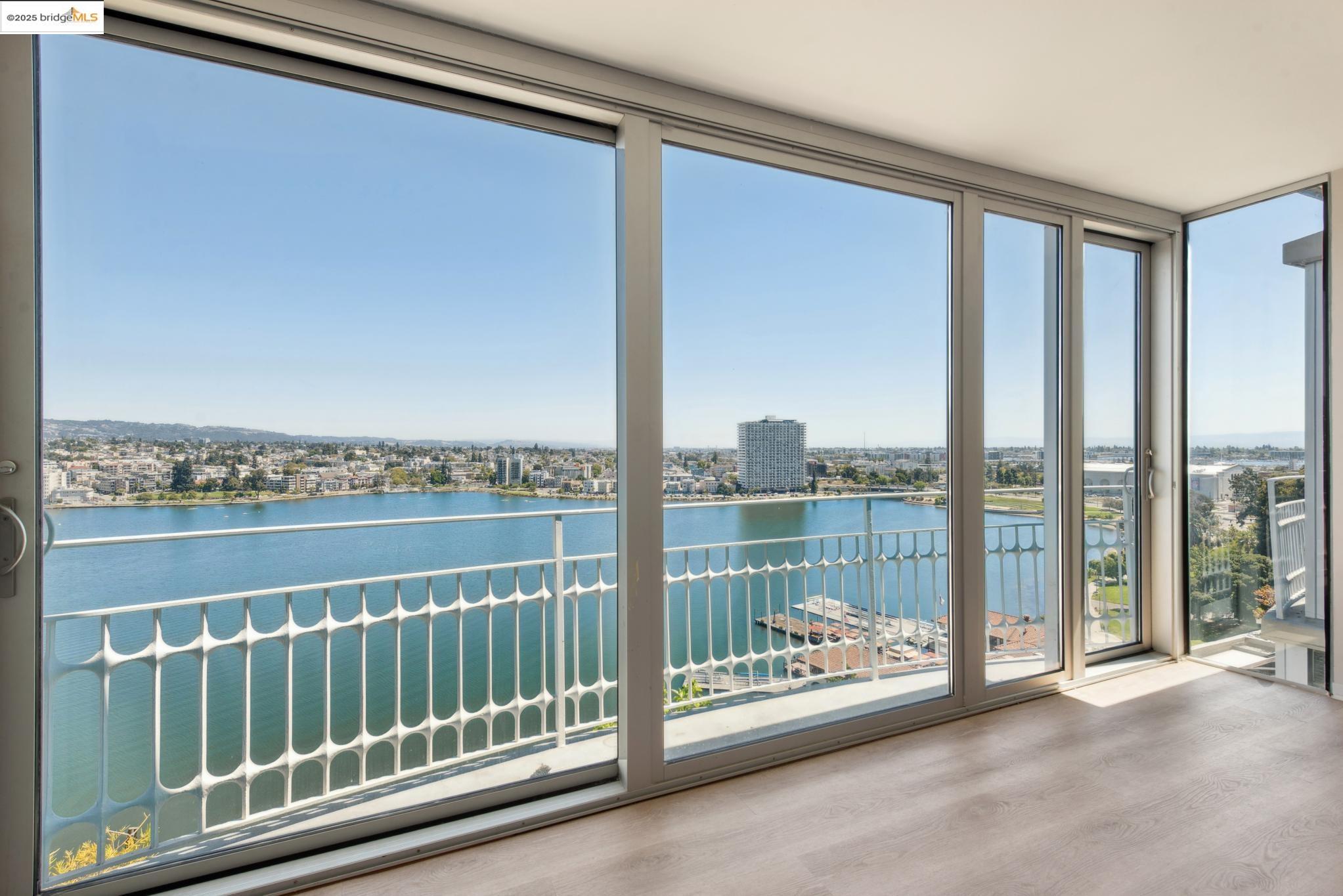 Photo #12: 41107863 Listing: Photo #12