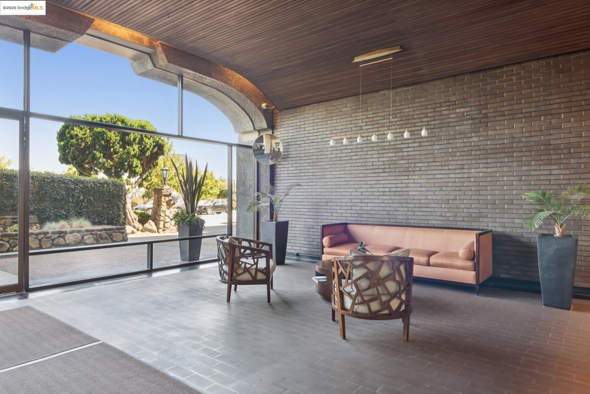 Photo #4: 41107863 Listing 