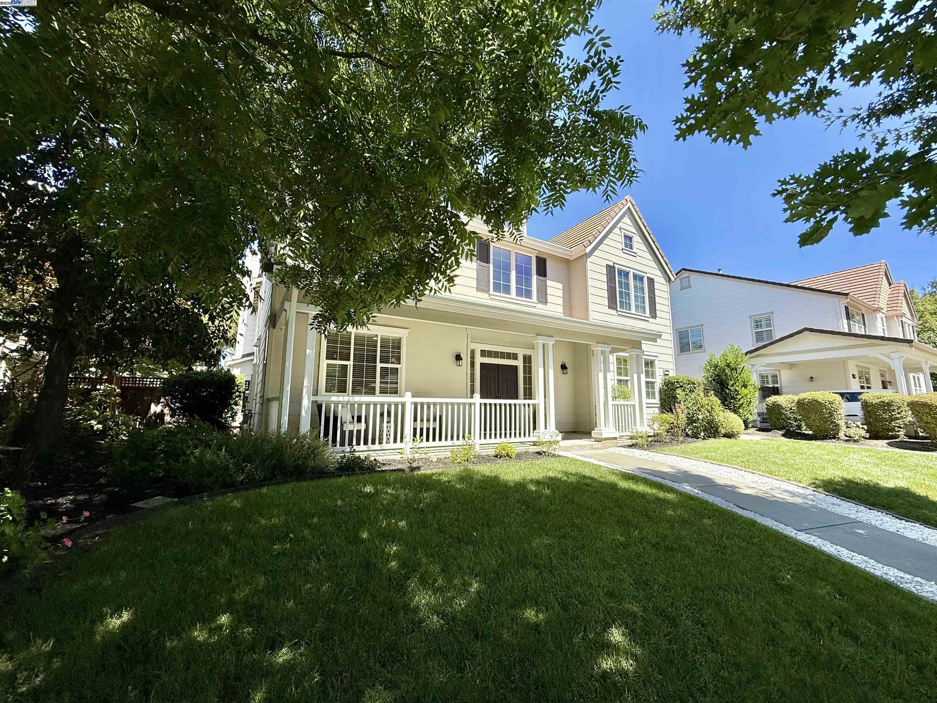 Detail Gallery Image 3 of 60 For 5825 Dresslar Cir, Livermore,  CA 94550 - 5 Beds | 4 Baths