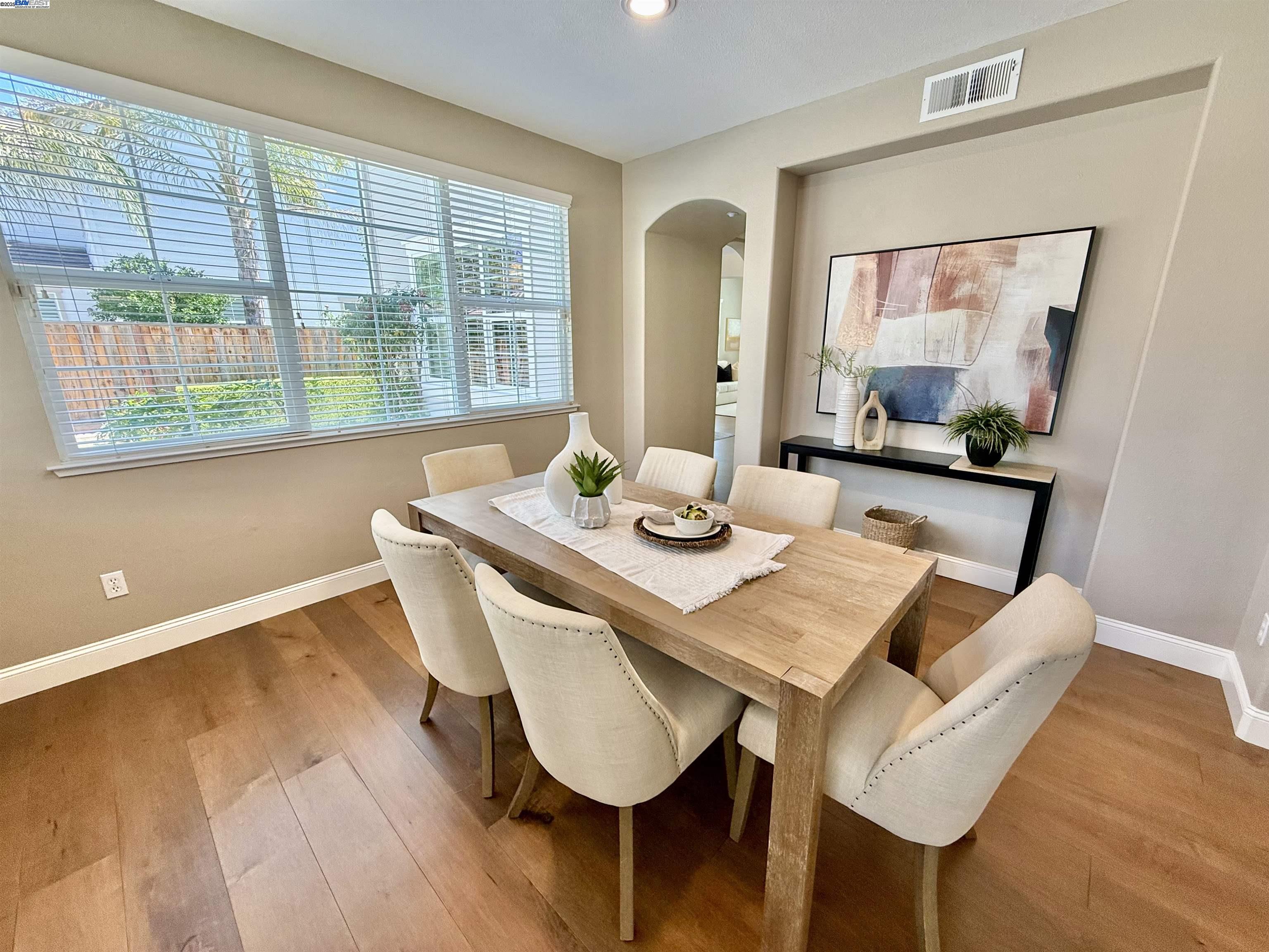 Detail Gallery Image 21 of 60 For 5825 Dresslar Cir, Livermore,  CA 94550 - 5 Beds | 4 Baths