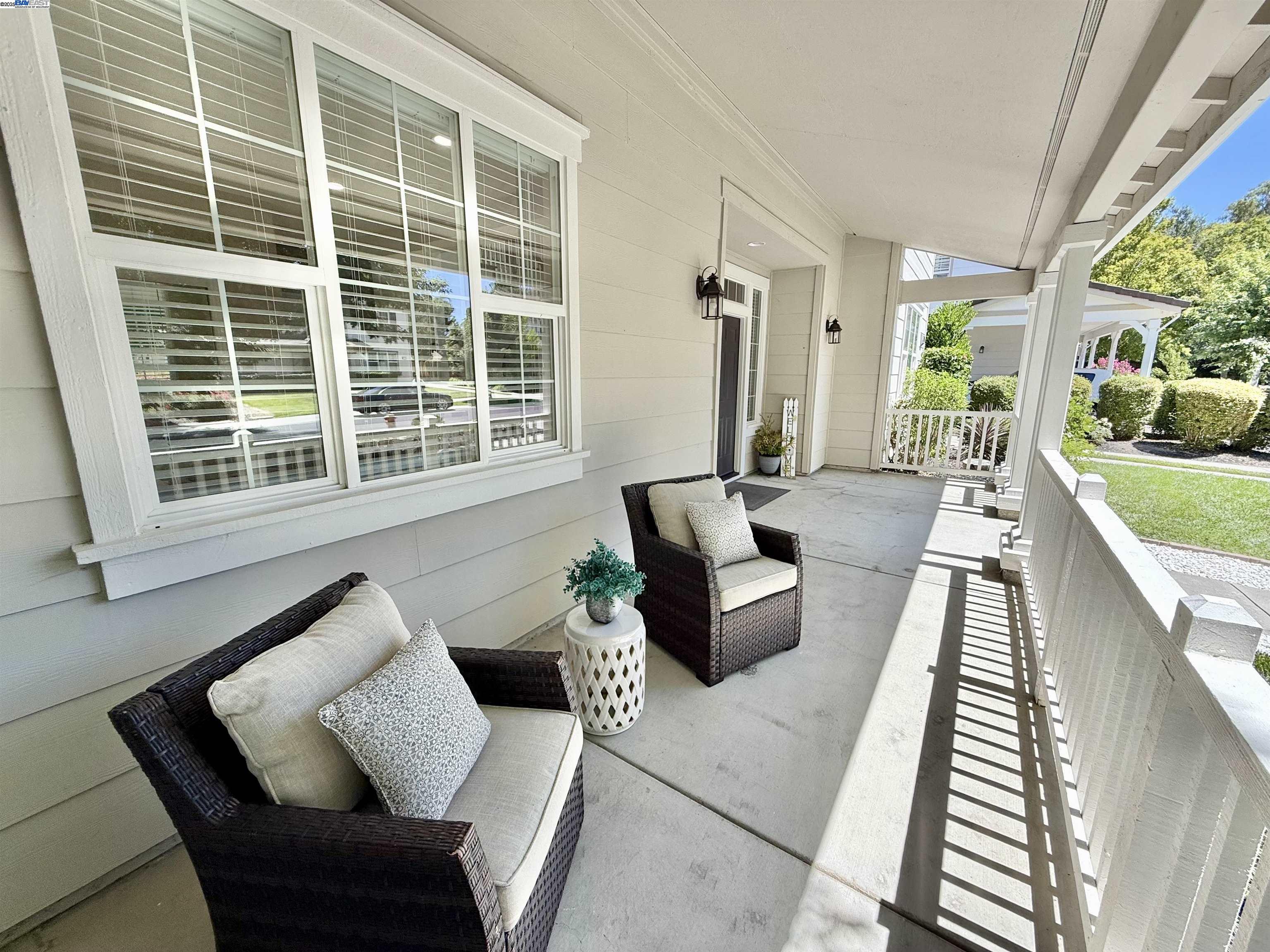 Detail Gallery Image 5 of 60 For 5825 Dresslar Cir, Livermore,  CA 94550 - 5 Beds | 4 Baths