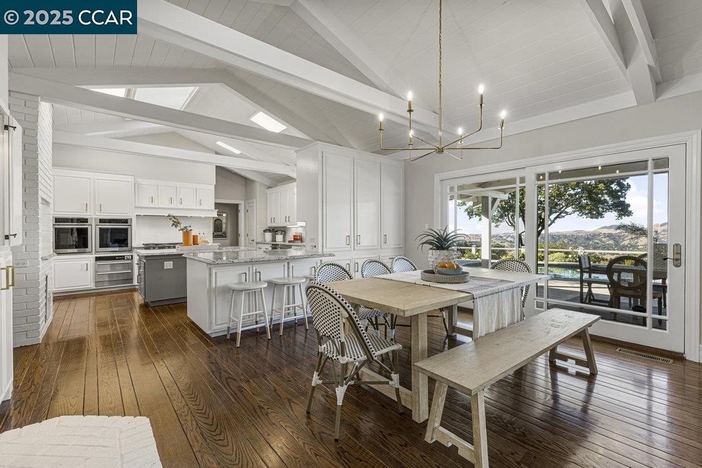 Detail Gallery Image 13 of 60 For 20 Glen Alpine, Danville,  CA 94526 - 5 Beds | 4/1 Baths