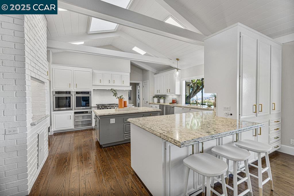 Detail Gallery Image 16 of 60 For 20 Glen Alpine, Danville,  CA 94526 - 5 Beds | 4/1 Baths