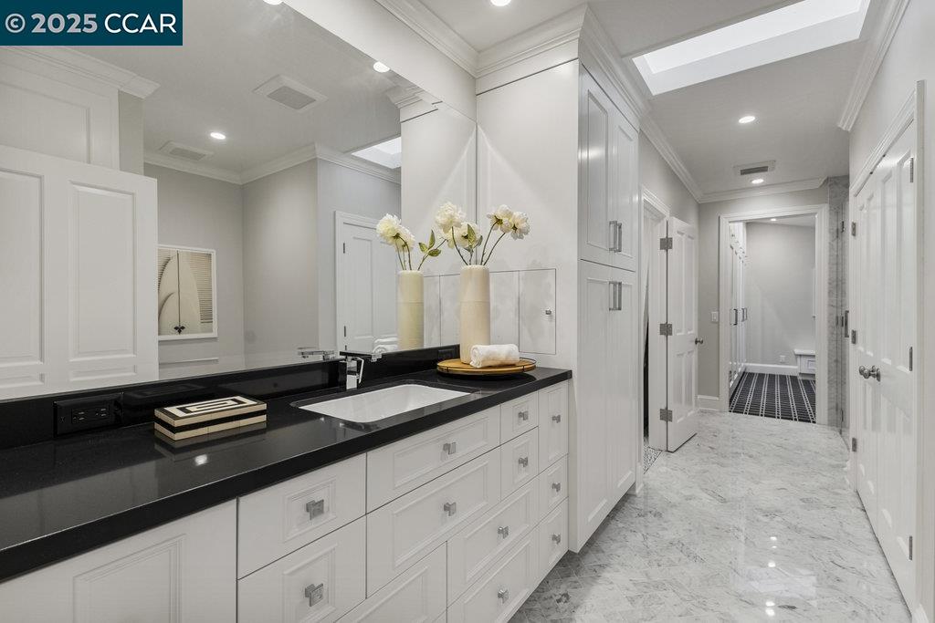 Detail Gallery Image 31 of 60 For 20 Glen Alpine, Danville,  CA 94526 - 5 Beds | 4/1 Baths