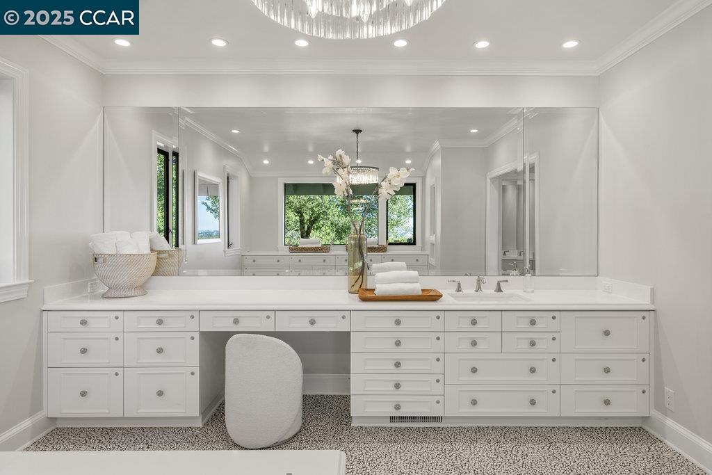 Detail Gallery Image 36 of 60 For 20 Glen Alpine, Danville,  CA 94526 - 5 Beds | 4/1 Baths
