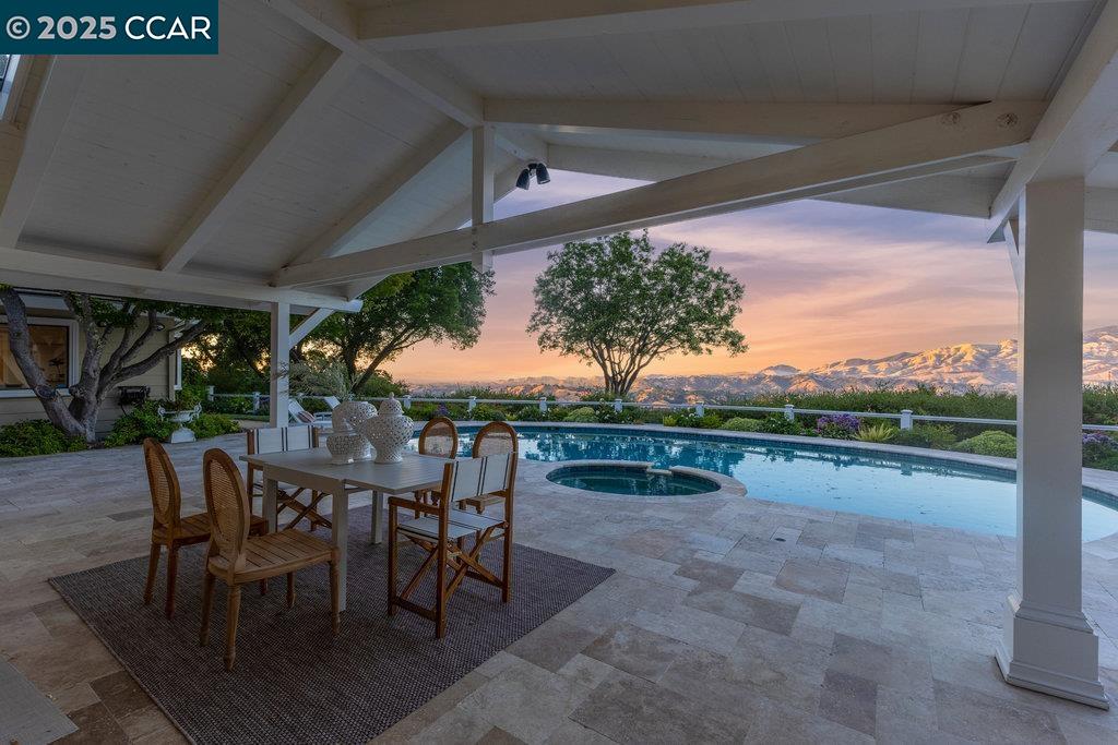 Detail Gallery Image 58 of 60 For 20 Glen Alpine, Danville,  CA 94526 - 5 Beds | 4/1 Baths