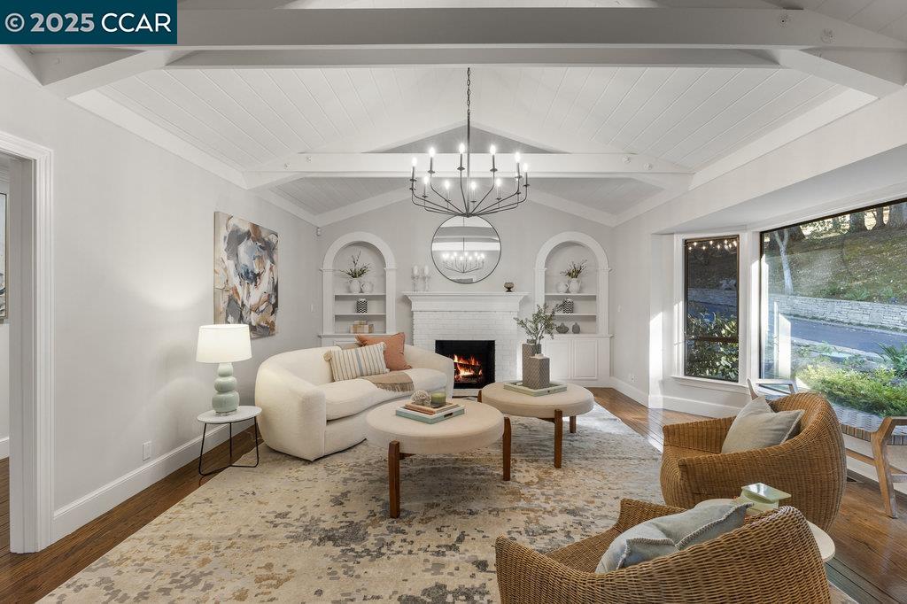 Detail Gallery Image 7 of 60 For 20 Glen Alpine, Danville,  CA 94526 - 5 Beds | 4/1 Baths