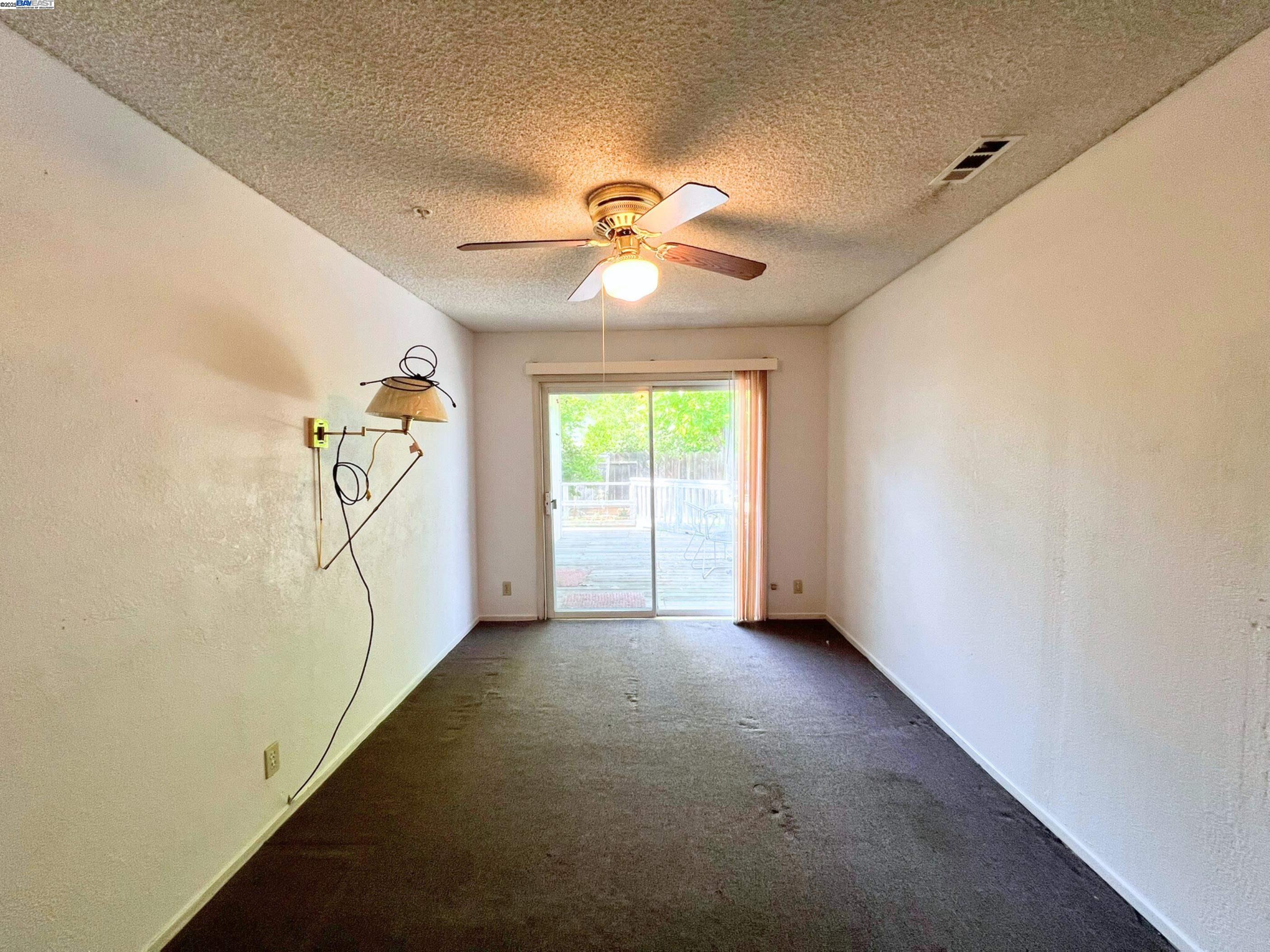 Detail Gallery Image 32 of 42 For 3025 Monticello Dr, Stockton,  CA 95209 - 5 Beds | 2 Baths