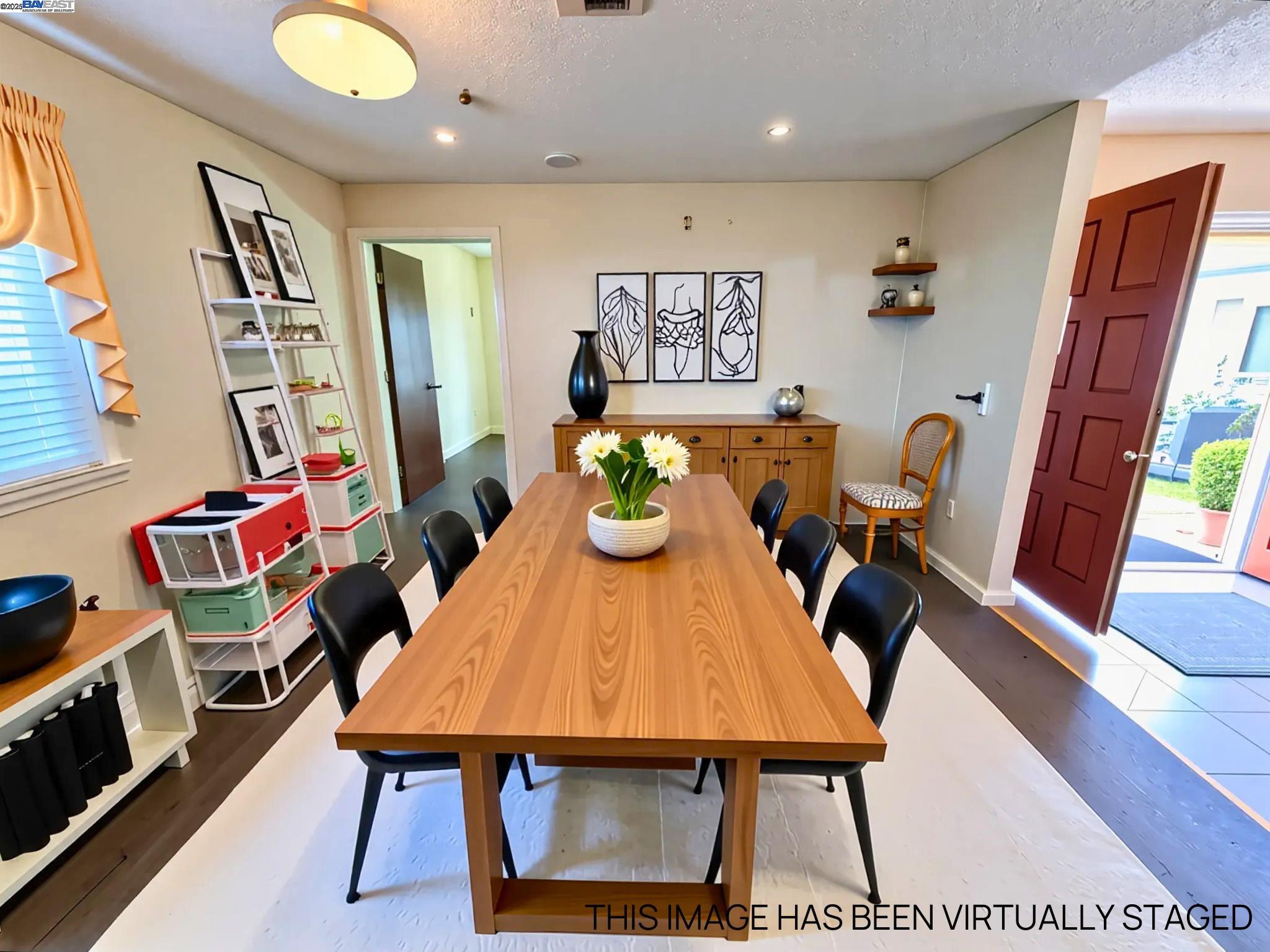 Detail Gallery Image 6 of 46 For 3025 Monticello Dr, Stockton,  CA 95209 - 5 Beds | 2 Baths