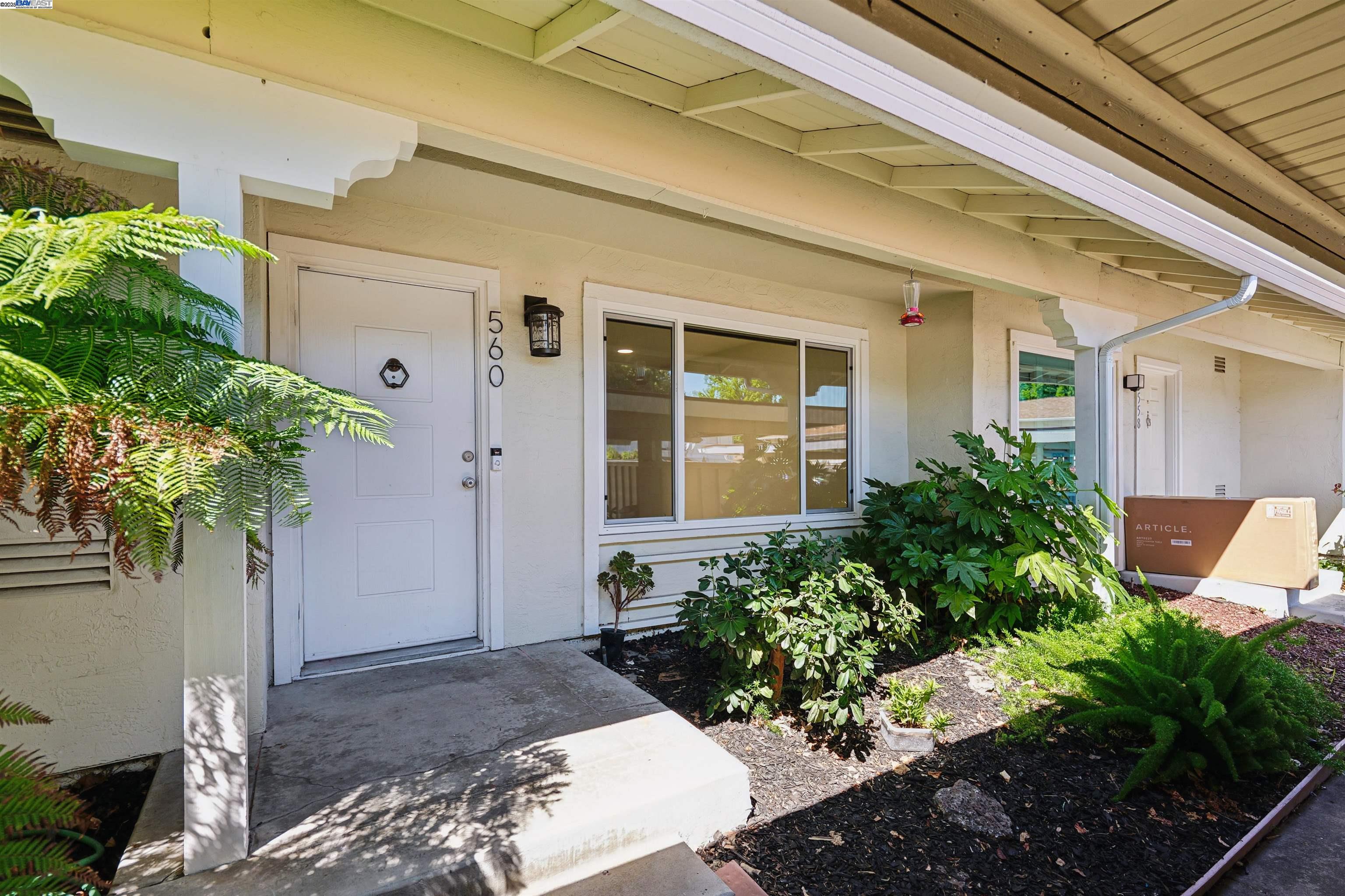 Detail Gallery Image 1 of 29 For 560 La Copita Ct, San Ramon,  CA 94583 - 3 Beds | 1/1 Baths