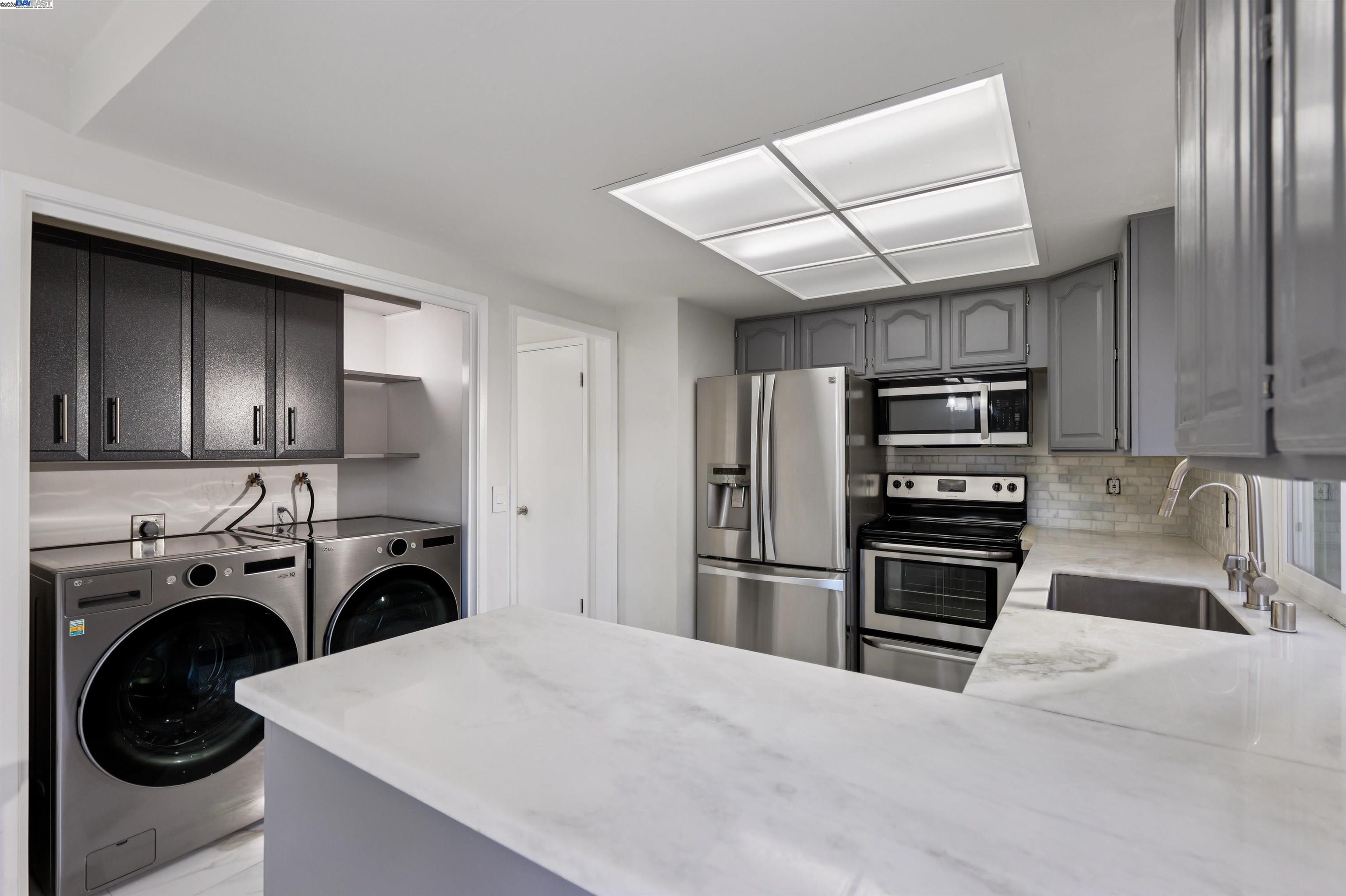Detail Gallery Image 12 of 29 For 560 La Copita Ct, San Ramon,  CA 94583 - 3 Beds | 1/1 Baths