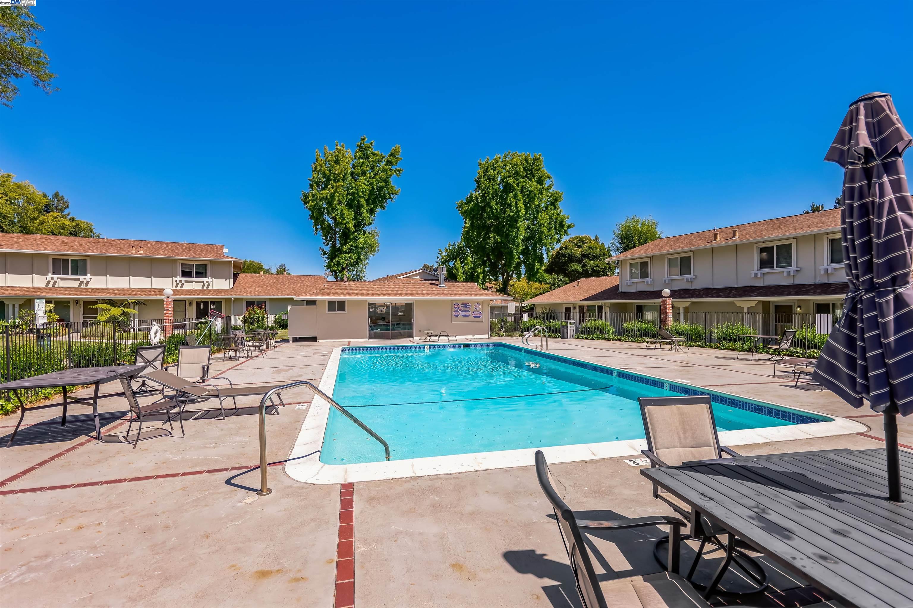 Detail Gallery Image 25 of 29 For 560 La Copita Ct, San Ramon,  CA 94583 - 3 Beds | 1/1 Baths