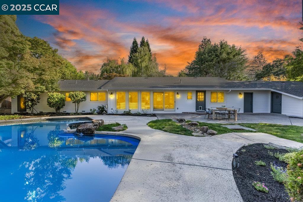 Detail Gallery Image 39 of 40 For 280 Fairway Dr, Danville,  CA 94526 - 4 Beds | 3 Baths