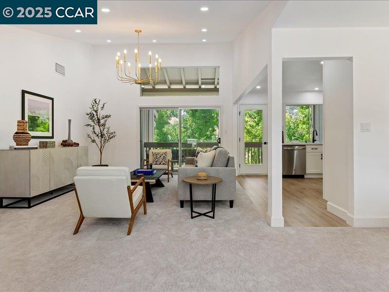 Detail Gallery Image 8 of 23 For 2175 Cactus Ct #3,  Walnut Creek,  CA 94595 - 2 Beds | 2 Baths
