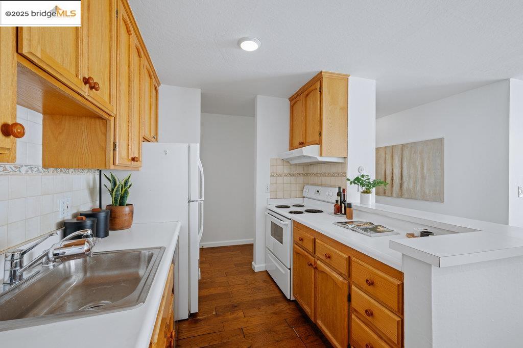 Photo #10: 41107874 Listing: Photo #10