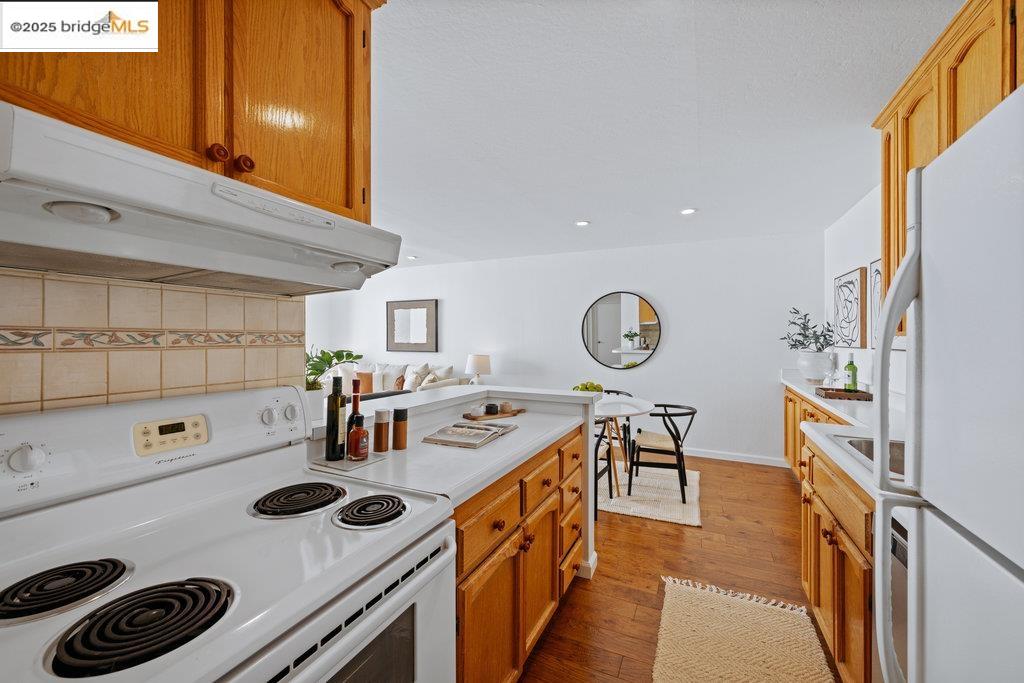 Photo #15: 41107874 Listing: Photo #15