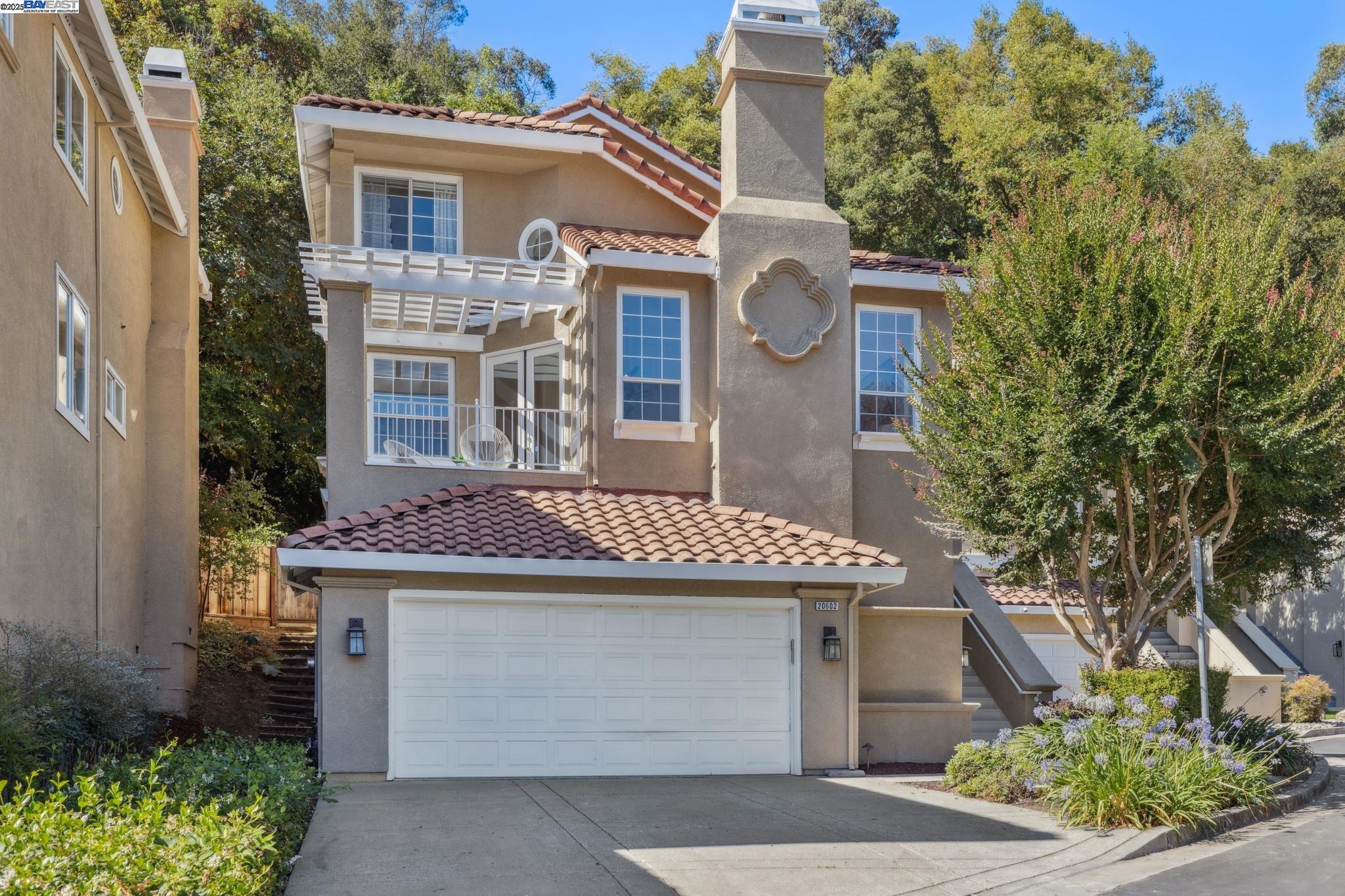 Detail Gallery Image 1 of 60 For 20602 Crow Creek Rd, Castro Valley,  CA 94552 - 3 Beds | 2/1 Baths