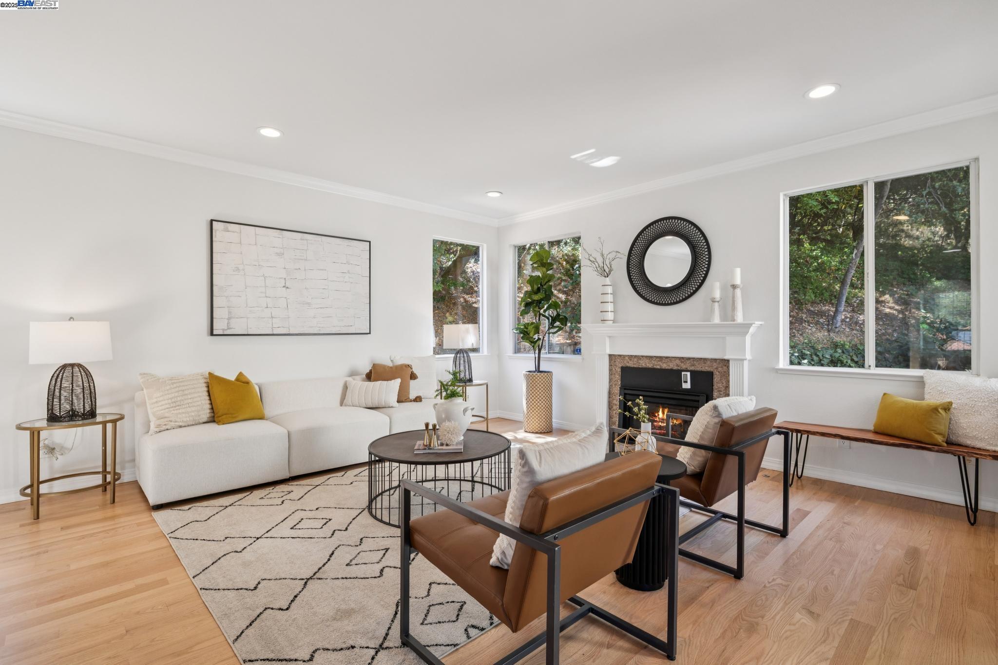 Detail Gallery Image 25 of 60 For 20602 Crow Creek Rd, Castro Valley,  CA 94552 - 3 Beds | 2/1 Baths