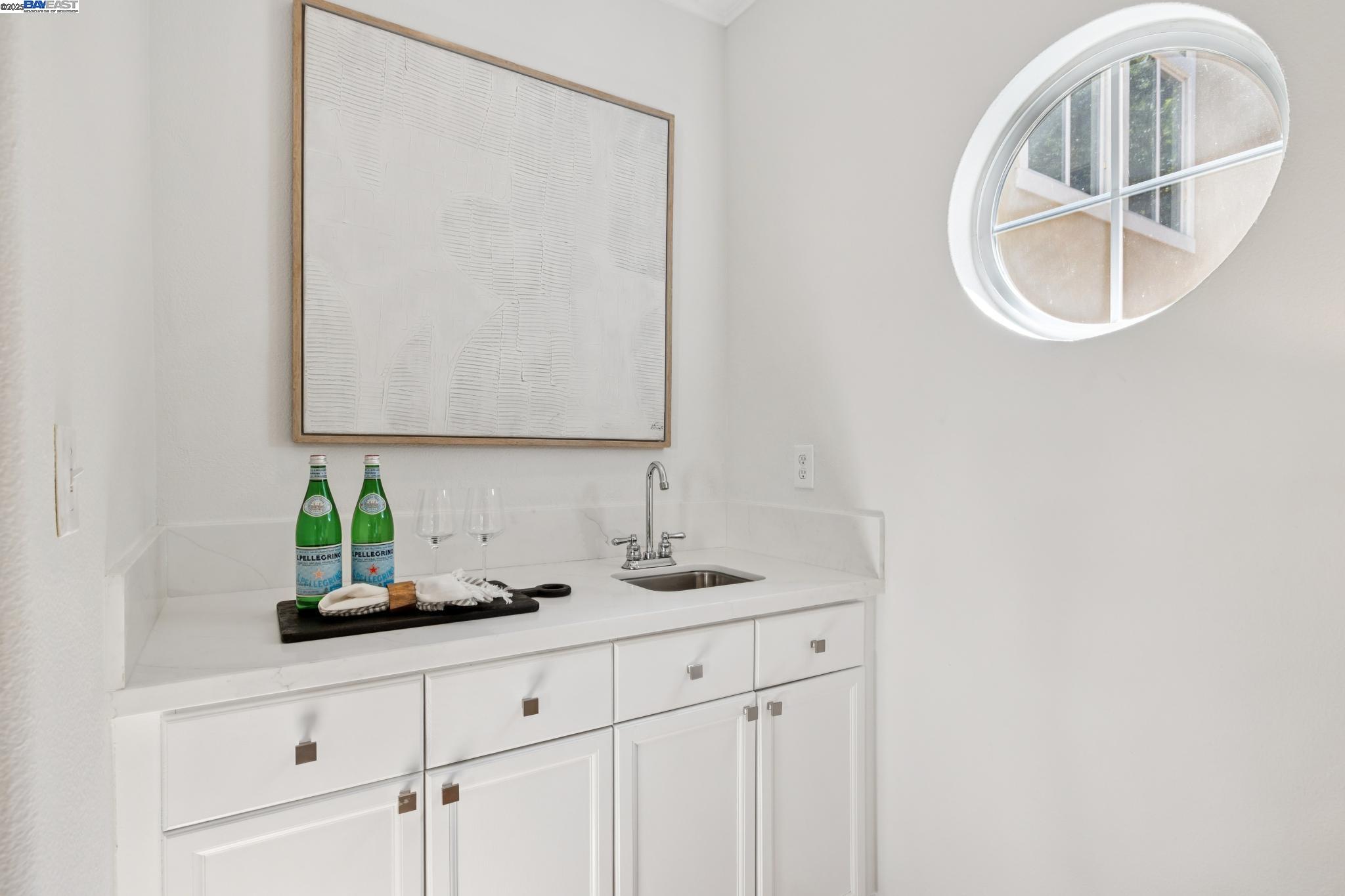 Detail Gallery Image 31 of 60 For 20602 Crow Creek Rd, Castro Valley,  CA 94552 - 3 Beds | 2/1 Baths
