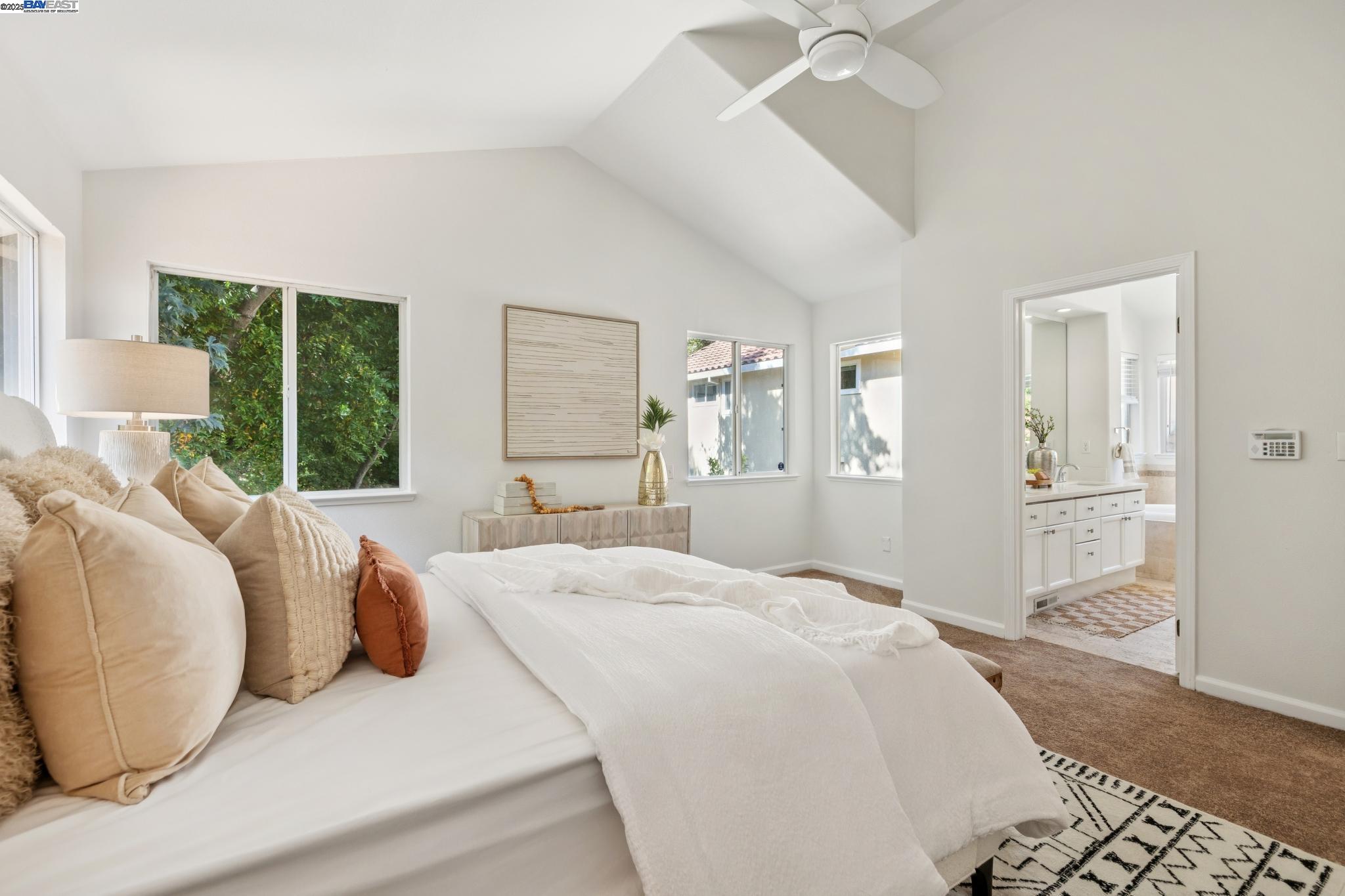 Detail Gallery Image 39 of 60 For 20602 Crow Creek Rd, Castro Valley,  CA 94552 - 3 Beds | 2/1 Baths