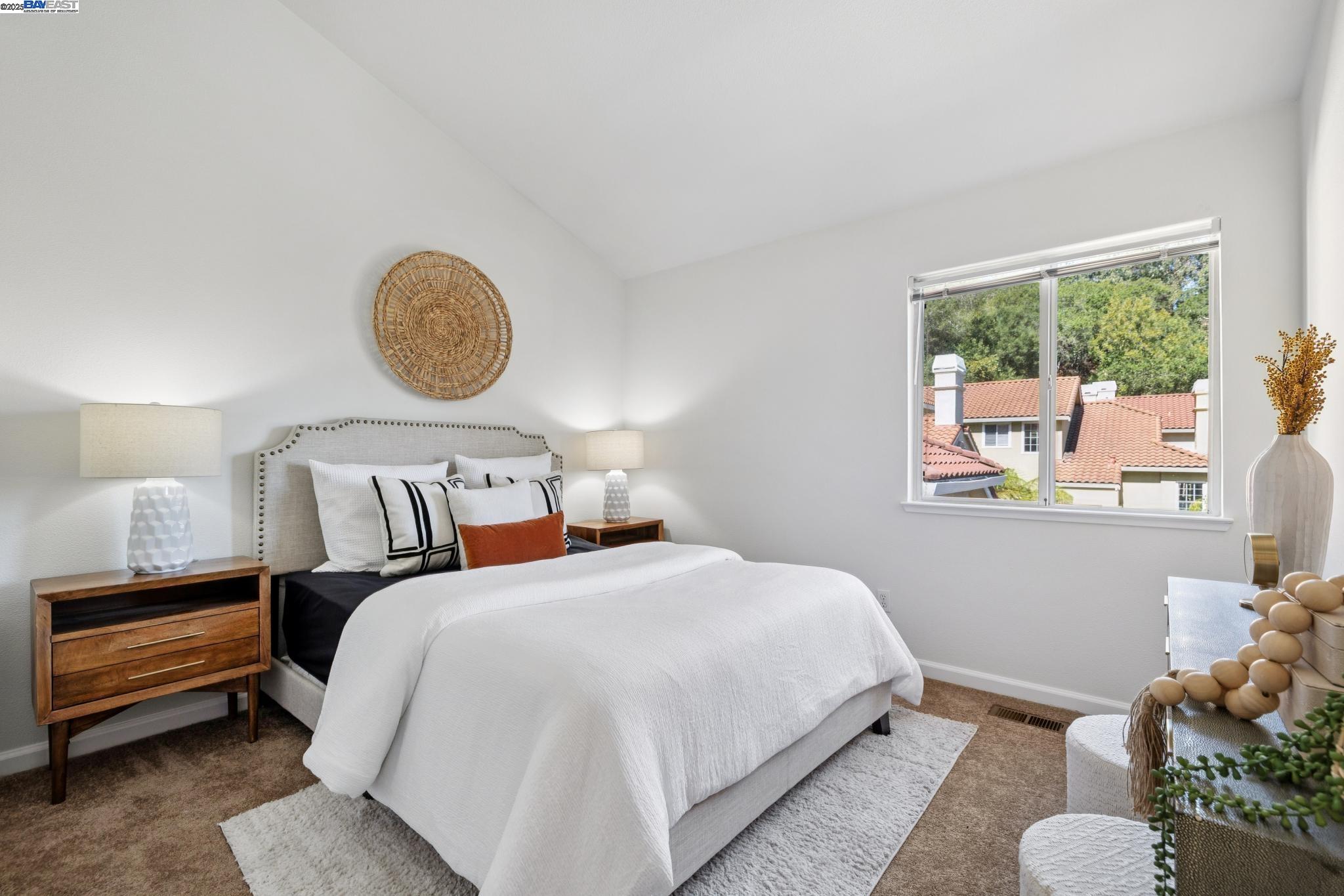 Detail Gallery Image 44 of 60 For 20602 Crow Creek Rd, Castro Valley,  CA 94552 - 3 Beds | 2/1 Baths