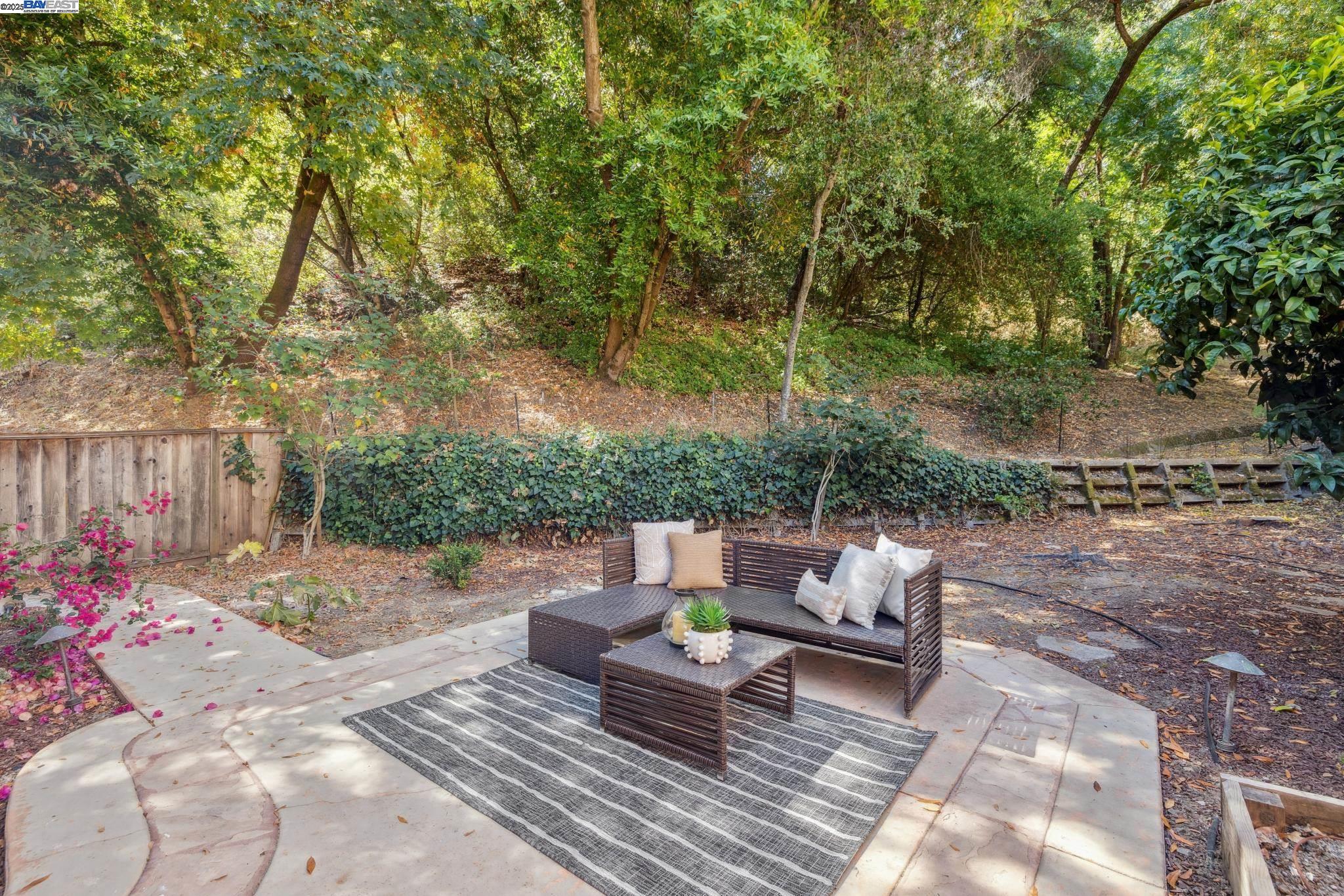 Detail Gallery Image 54 of 60 For 20602 Crow Creek Rd, Castro Valley,  CA 94552 - 3 Beds | 2/1 Baths