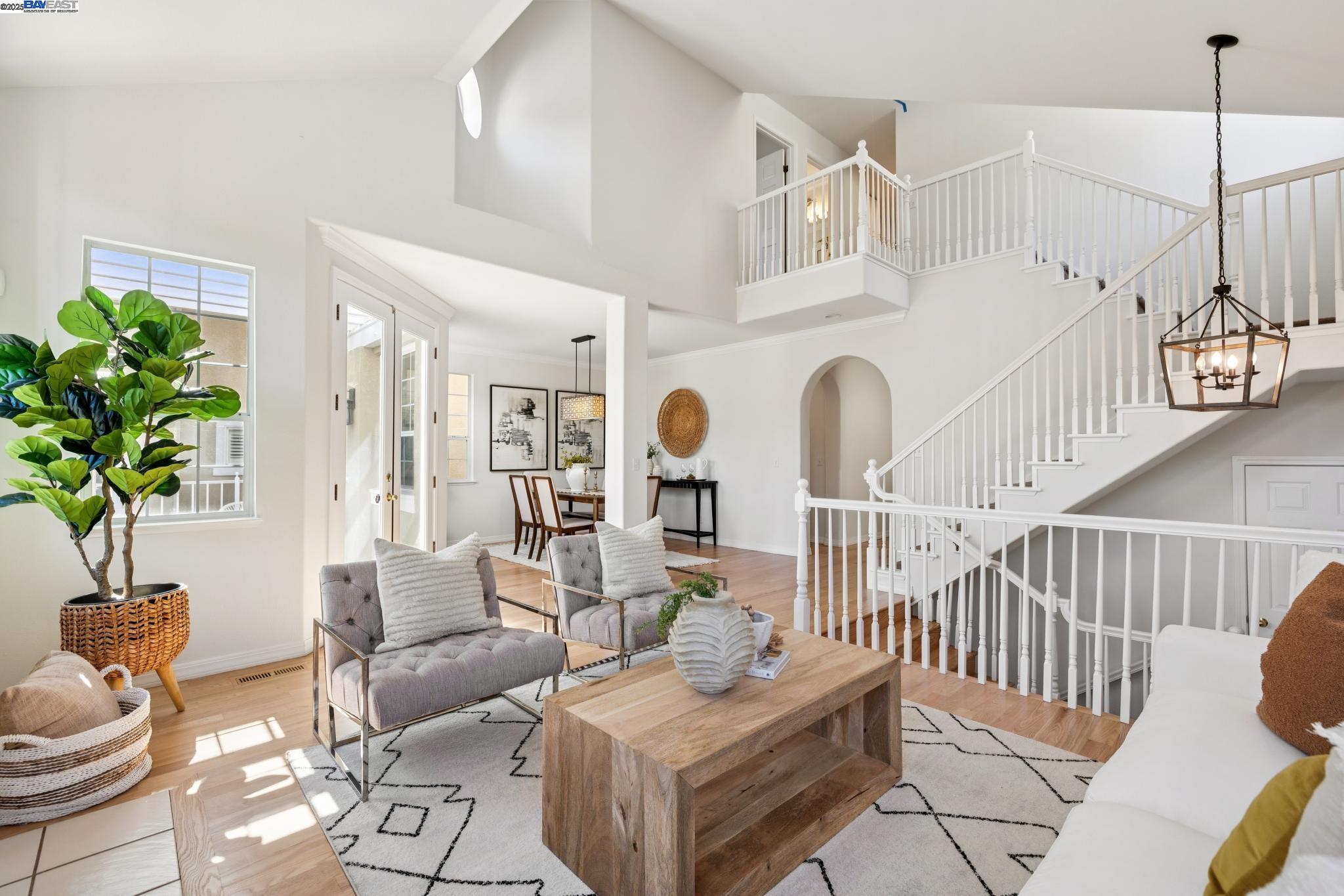 Detail Gallery Image 7 of 60 For 20602 Crow Creek Rd, Castro Valley,  CA 94552 - 3 Beds | 2/1 Baths