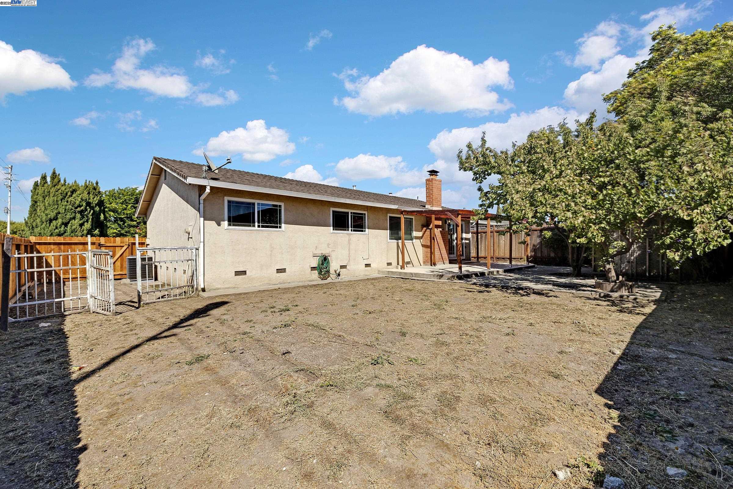 Detail Gallery Image 20 of 24 For 5603 Wintergreen Dr, Newark,  CA 94560 - 3 Beds | 2 Baths