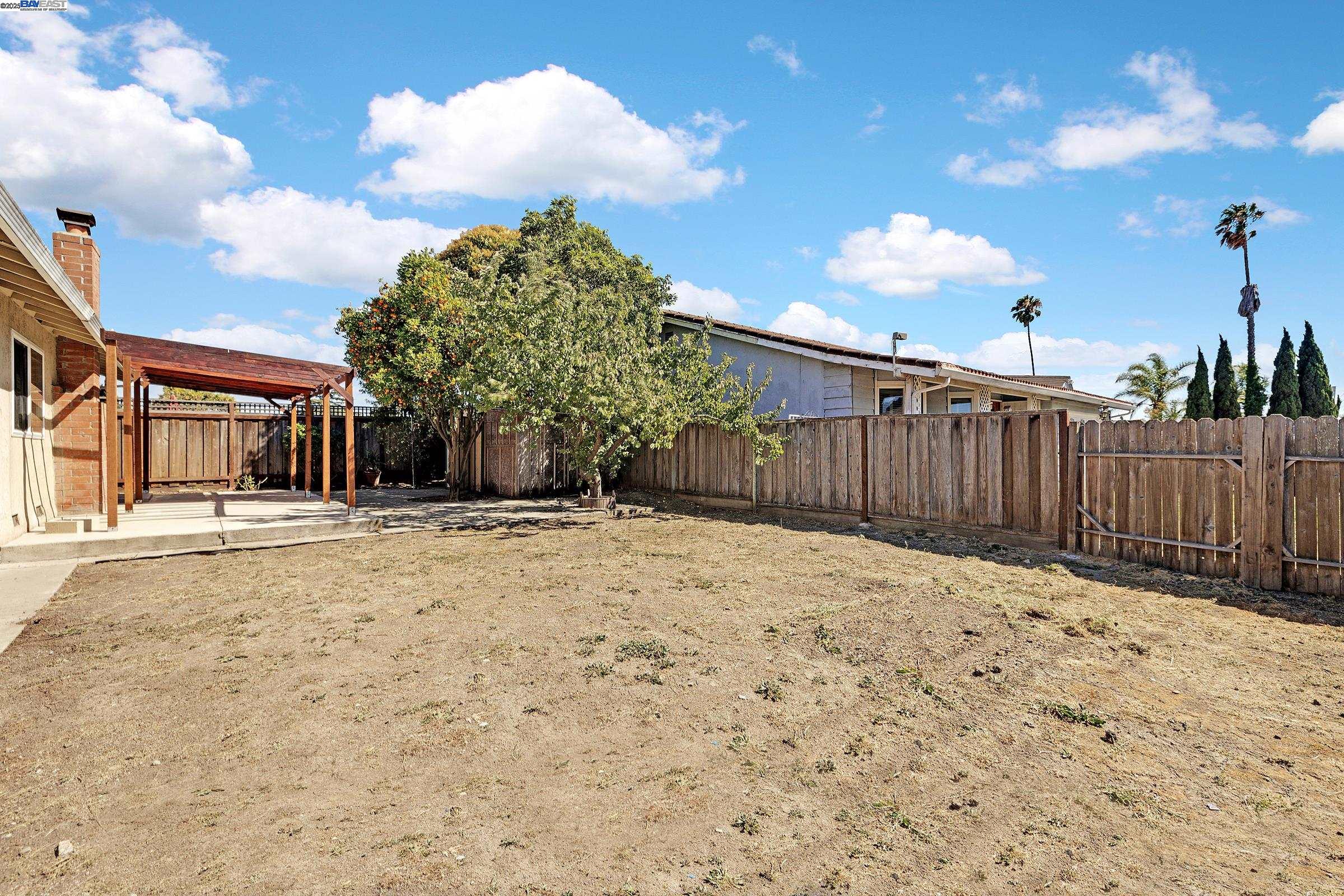 Detail Gallery Image 22 of 24 For 5603 Wintergreen Dr, Newark,  CA 94560 - 3 Beds | 2 Baths