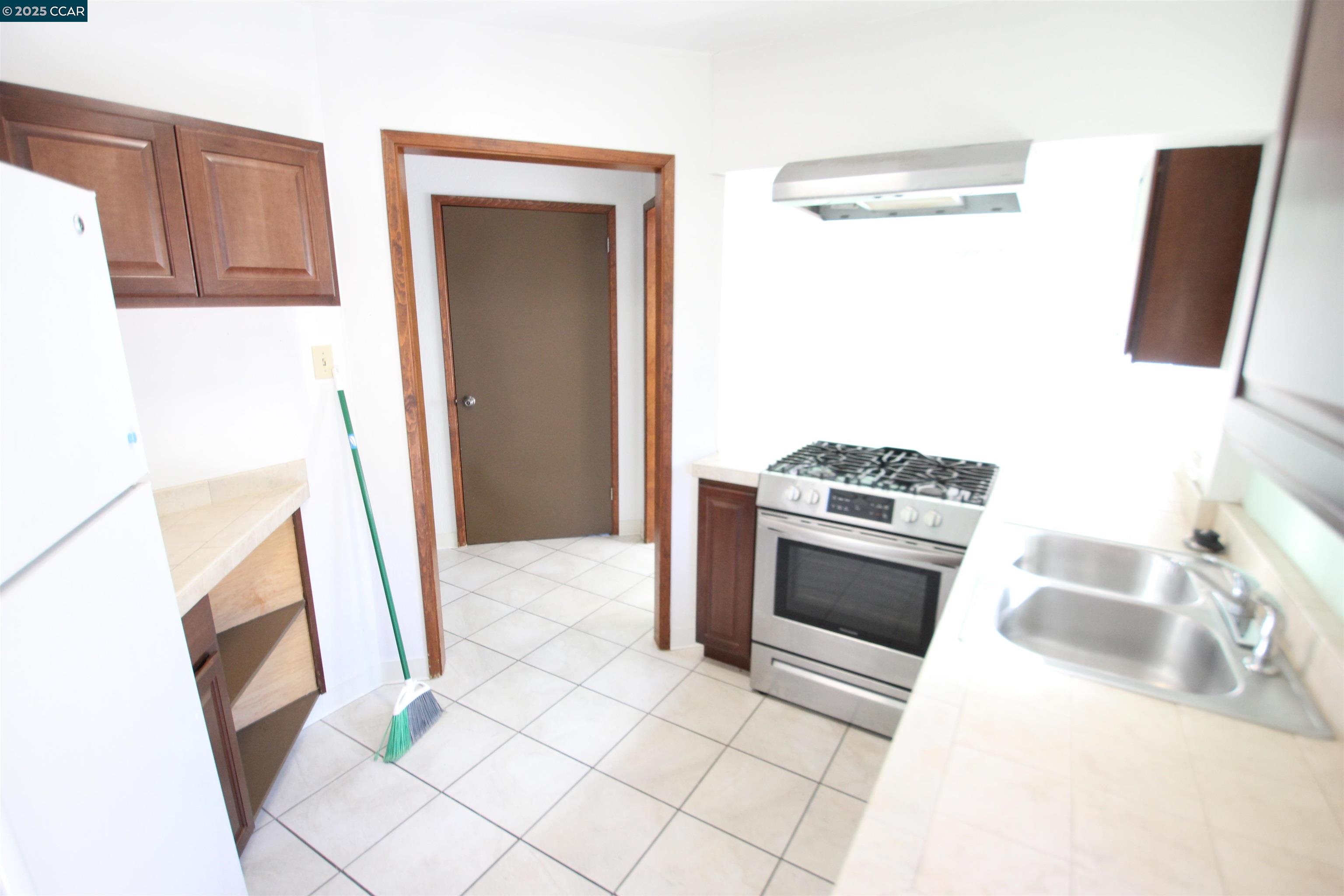 Detail Gallery Image 18 of 41 For 5500 Pacheco Blvd, Pacheco,  CA 94553 - – Beds | – Baths