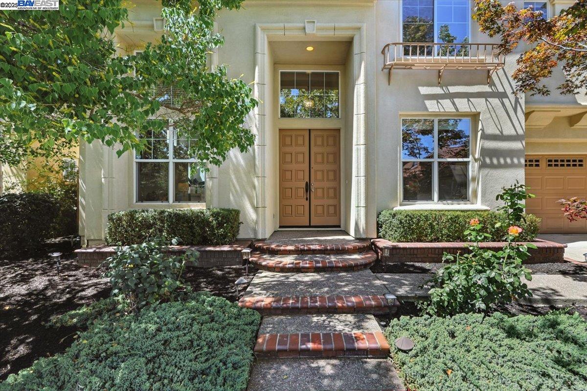 Detail Gallery Image 2 of 60 For 5924 Lantana Way, San Ramon,  CA 94582 - 5 Beds | 3 Baths