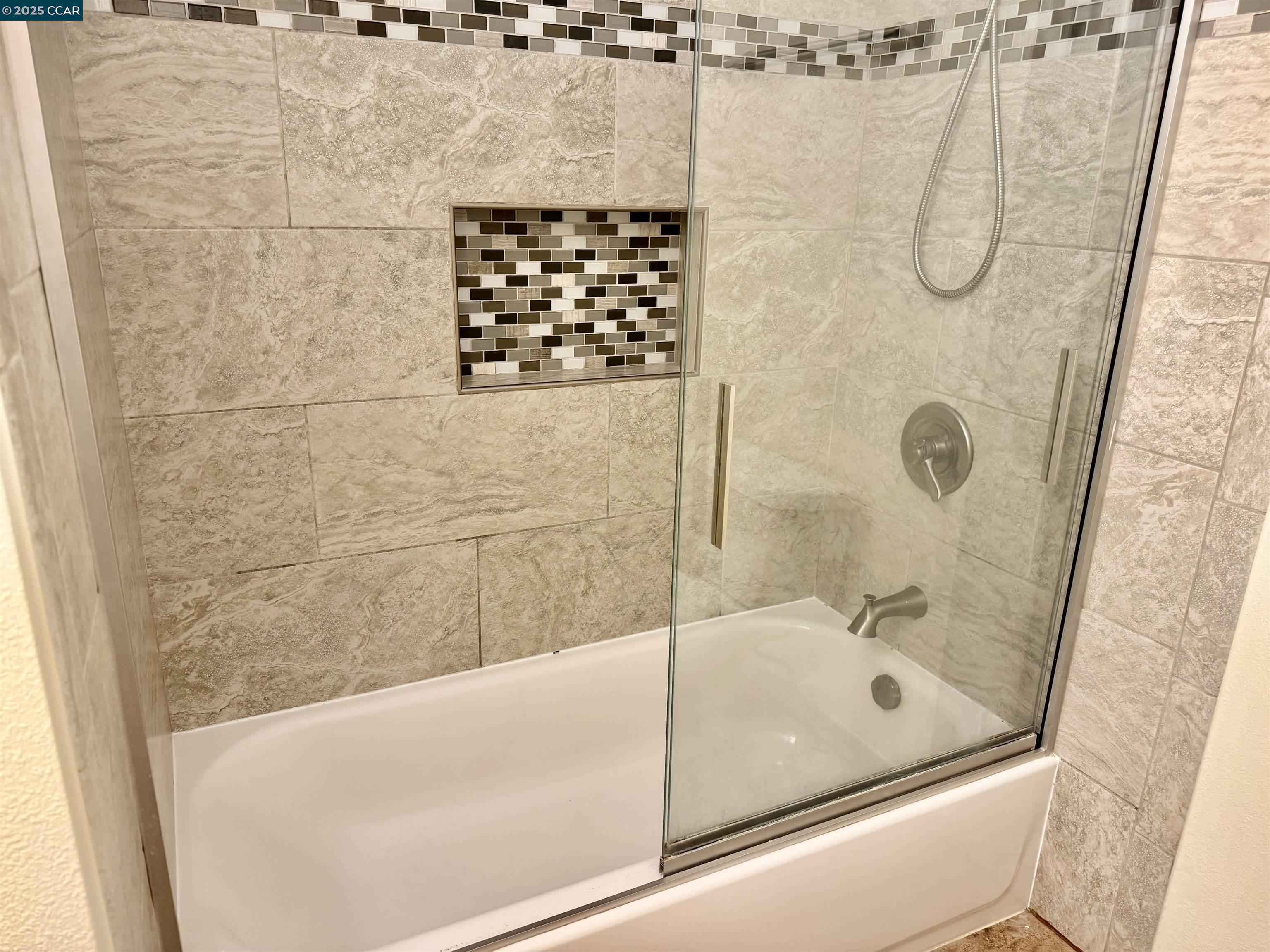 Detail Gallery Image 19 of 38 For 1564 Candelero Drive, Walnut Creek,  CA 94598 - 3 Beds | 2/1 Baths