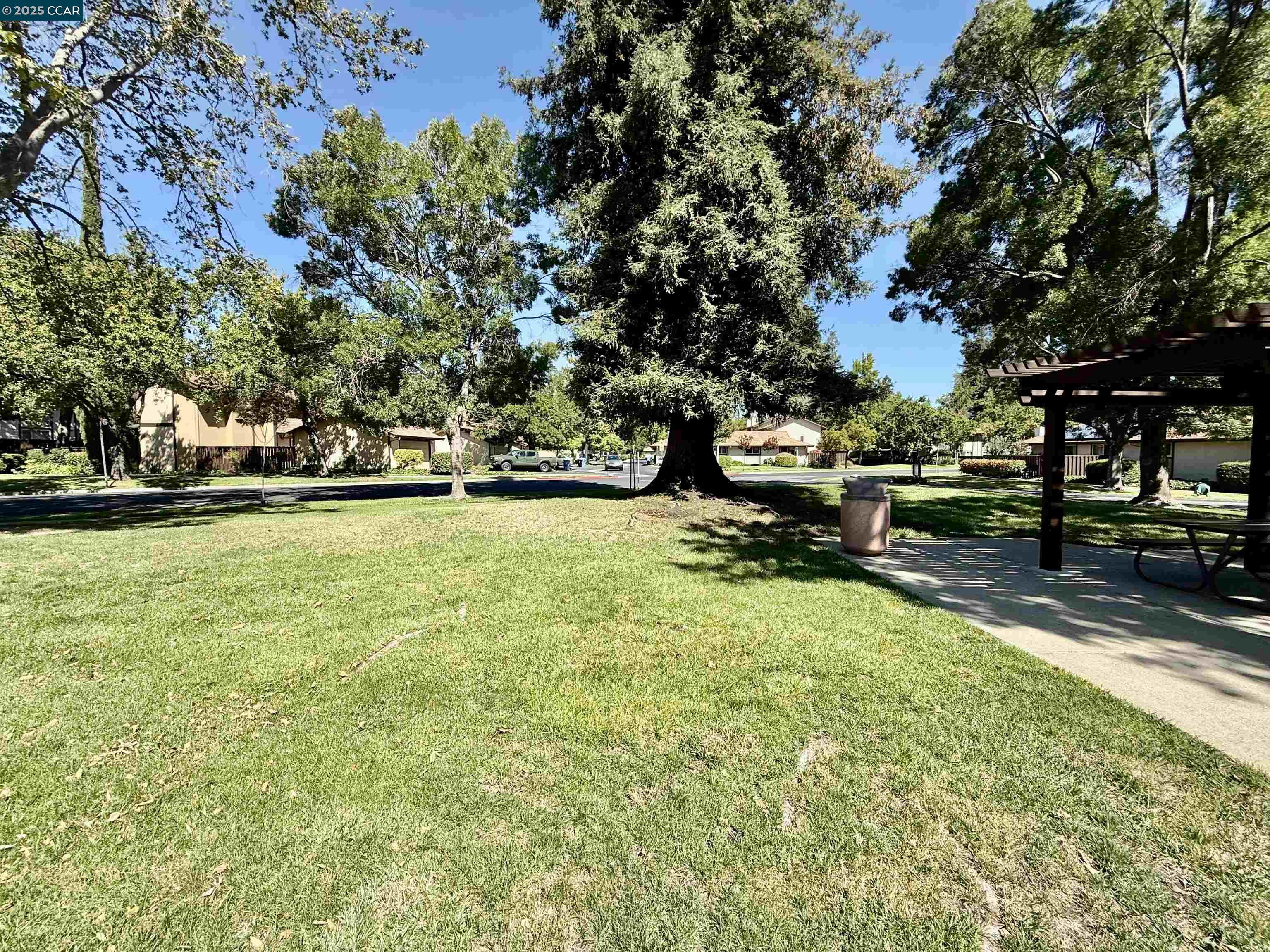 Detail Gallery Image 33 of 38 For 1564 Candelero Drive, Walnut Creek,  CA 94598 - 3 Beds | 2/1 Baths