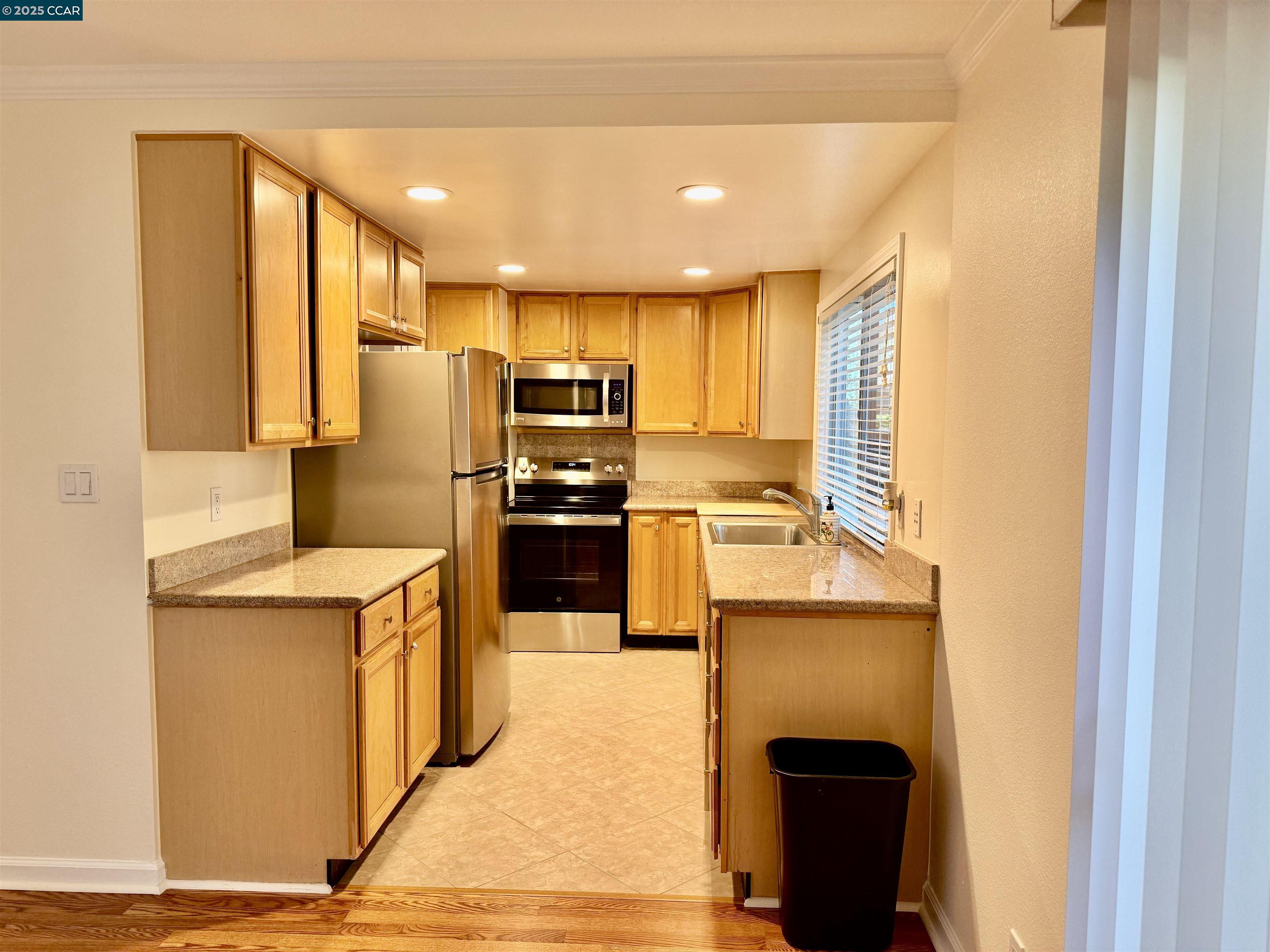 Detail Gallery Image 6 of 38 For 1564 Candelero Drive, Walnut Creek,  CA 94598 - 3 Beds | 2/1 Baths