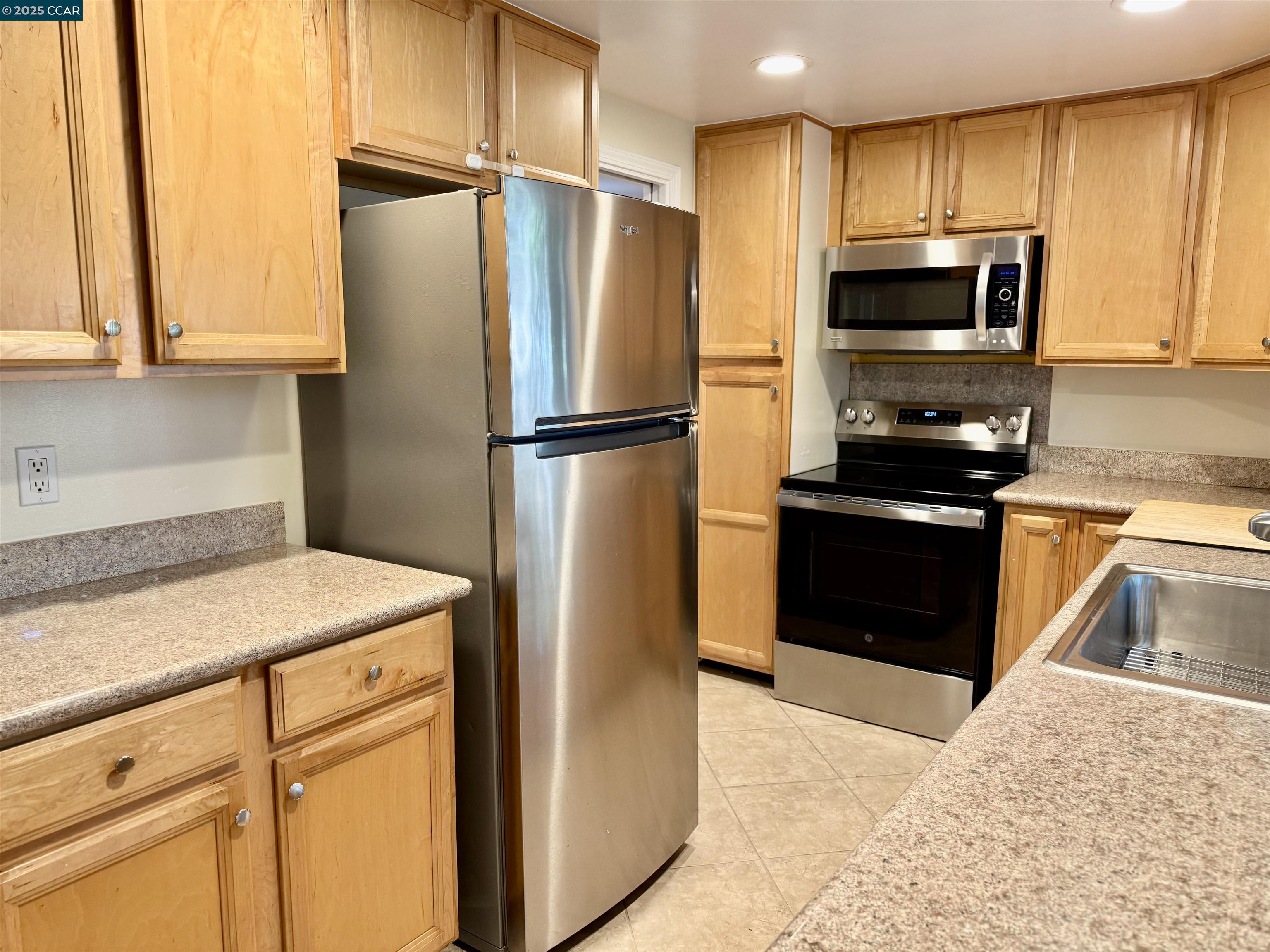 Detail Gallery Image 7 of 38 For 1564 Candelero Drive, Walnut Creek,  CA 94598 - 3 Beds | 2/1 Baths