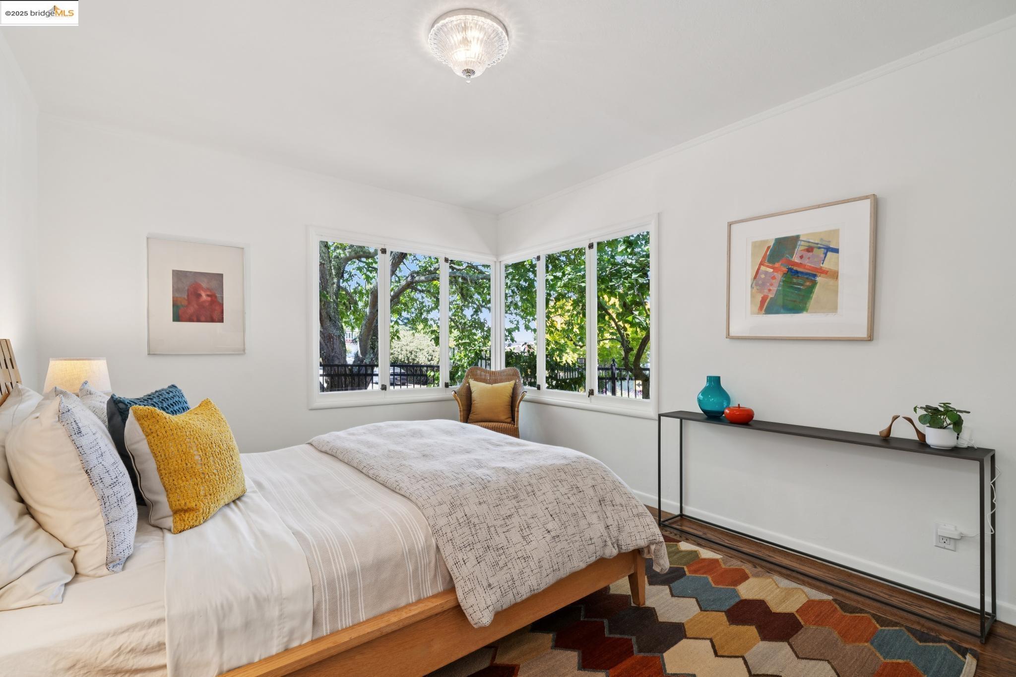 Detail Gallery Image 27 of 40 For 16 Muir Way, Berkeley,  CA 94708 - 3 Beds | 2 Baths