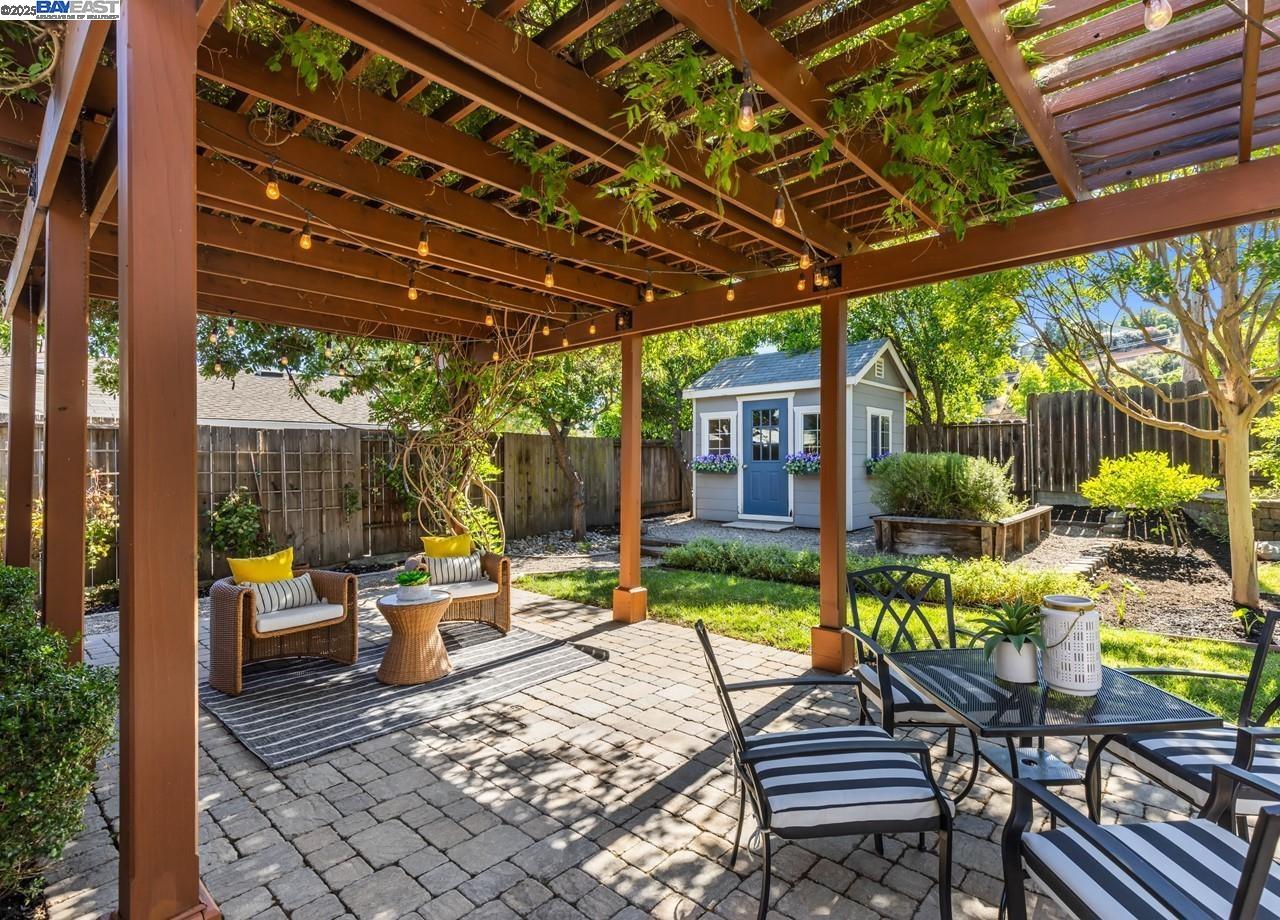 Detail Gallery Image 27 of 33 For 8460 Valencia St, Dublin,  CA 94568 - 4 Beds | 2 Baths
