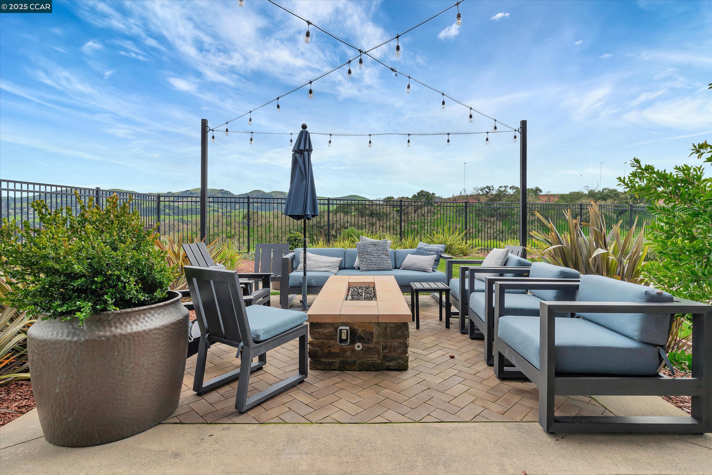 Detail Gallery Image 22 of 35 For 39103 via Vicenza, San Ramon,  CA 94583 - 4 Beds | 3 Baths