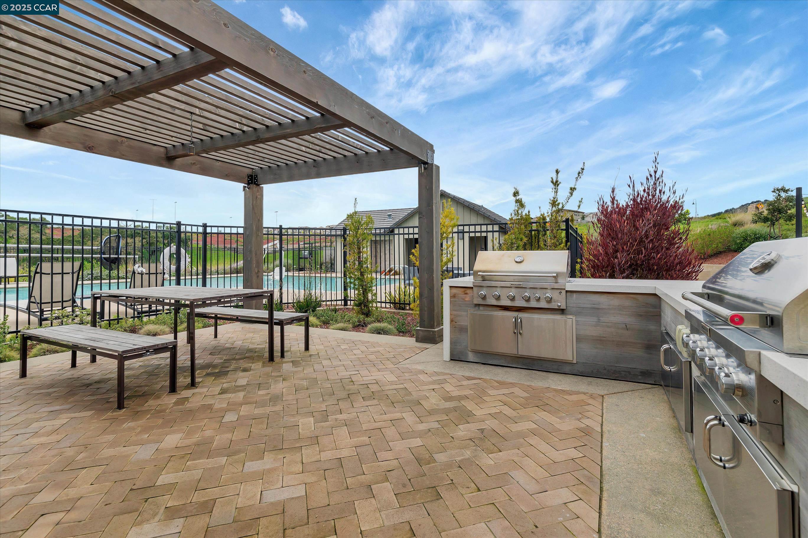 Detail Gallery Image 23 of 35 For 39103 via Vicenza, San Ramon,  CA 94583 - 4 Beds | 3 Baths